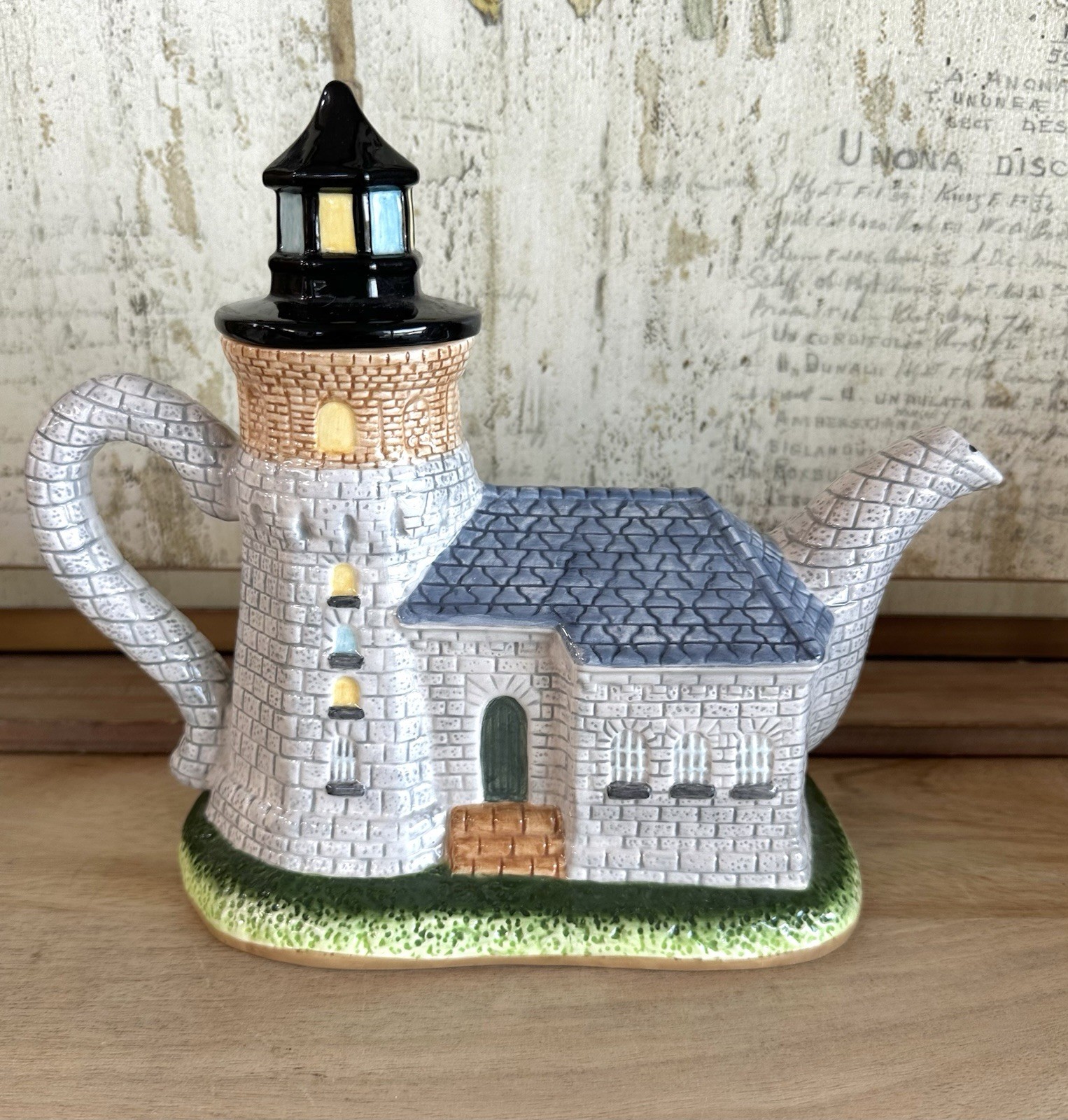 VTG Geo. Z. Lefton “Historic American Lighthouse Collection” Teapot-Fort Niagara