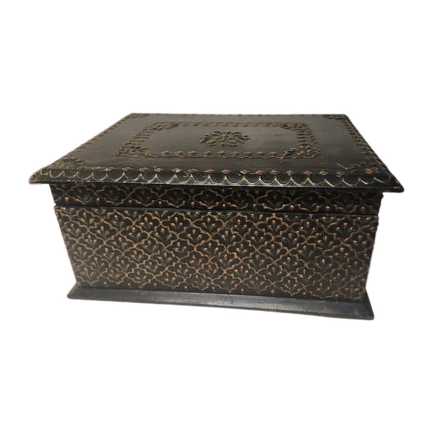 Vintage John-Richard Collection Solid Wood Handcrafted Indian Decorative Box