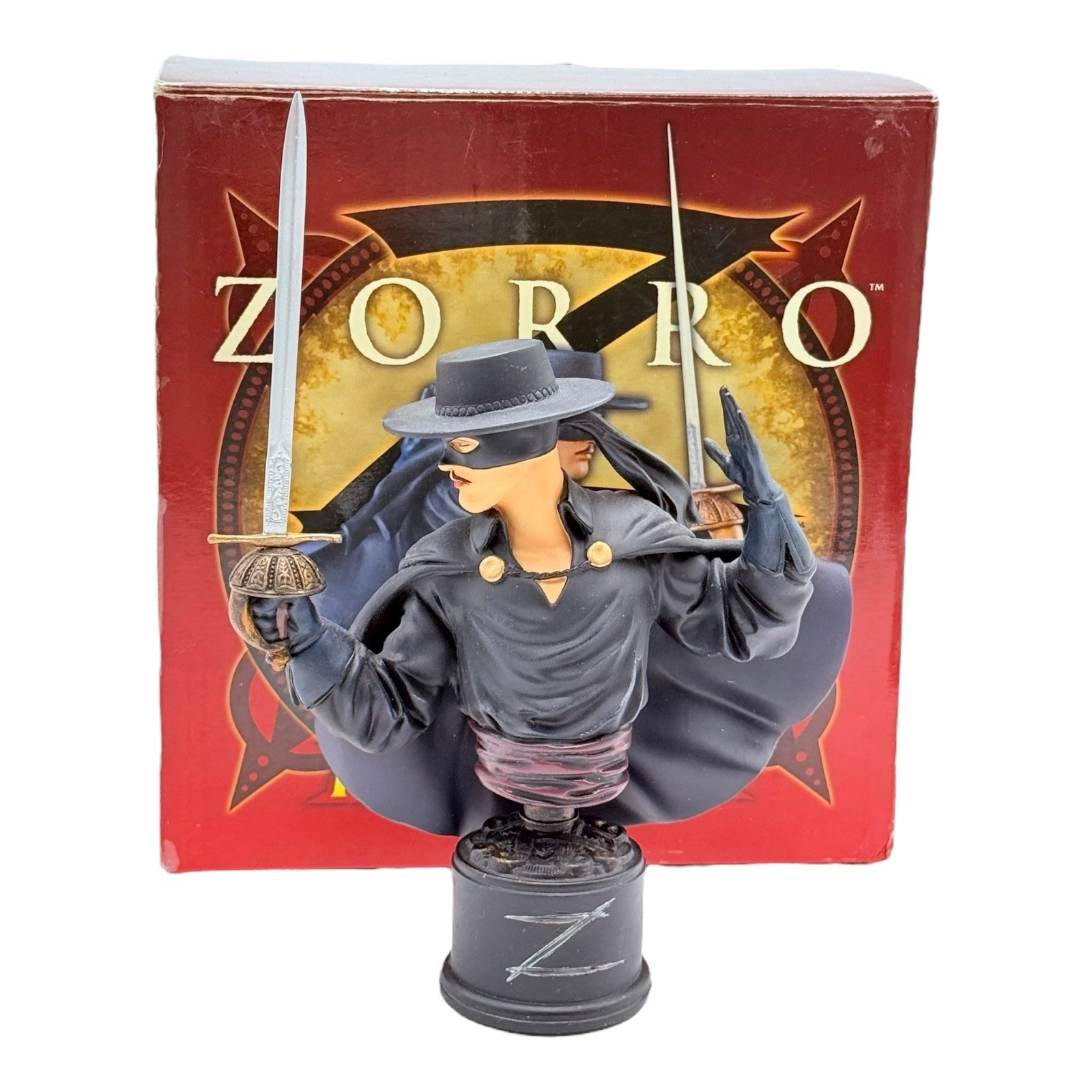 ZORRO Mini Bust Statue Numbered Statue 656 of 2500 / Brand new