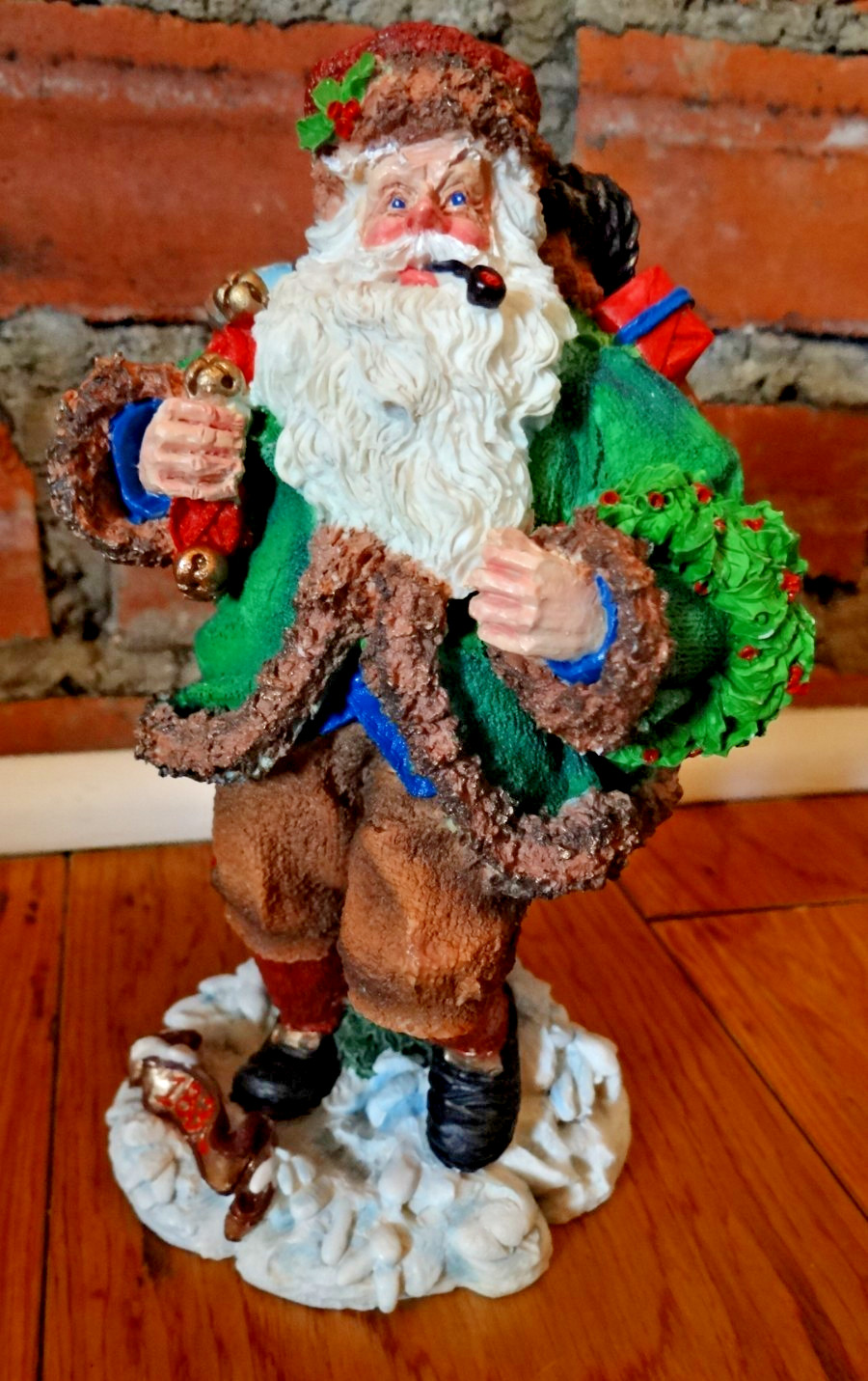 1993 Roman Inc Galleria Lucchese 1830 Santa Figurine “Through the Decades” 6.5”