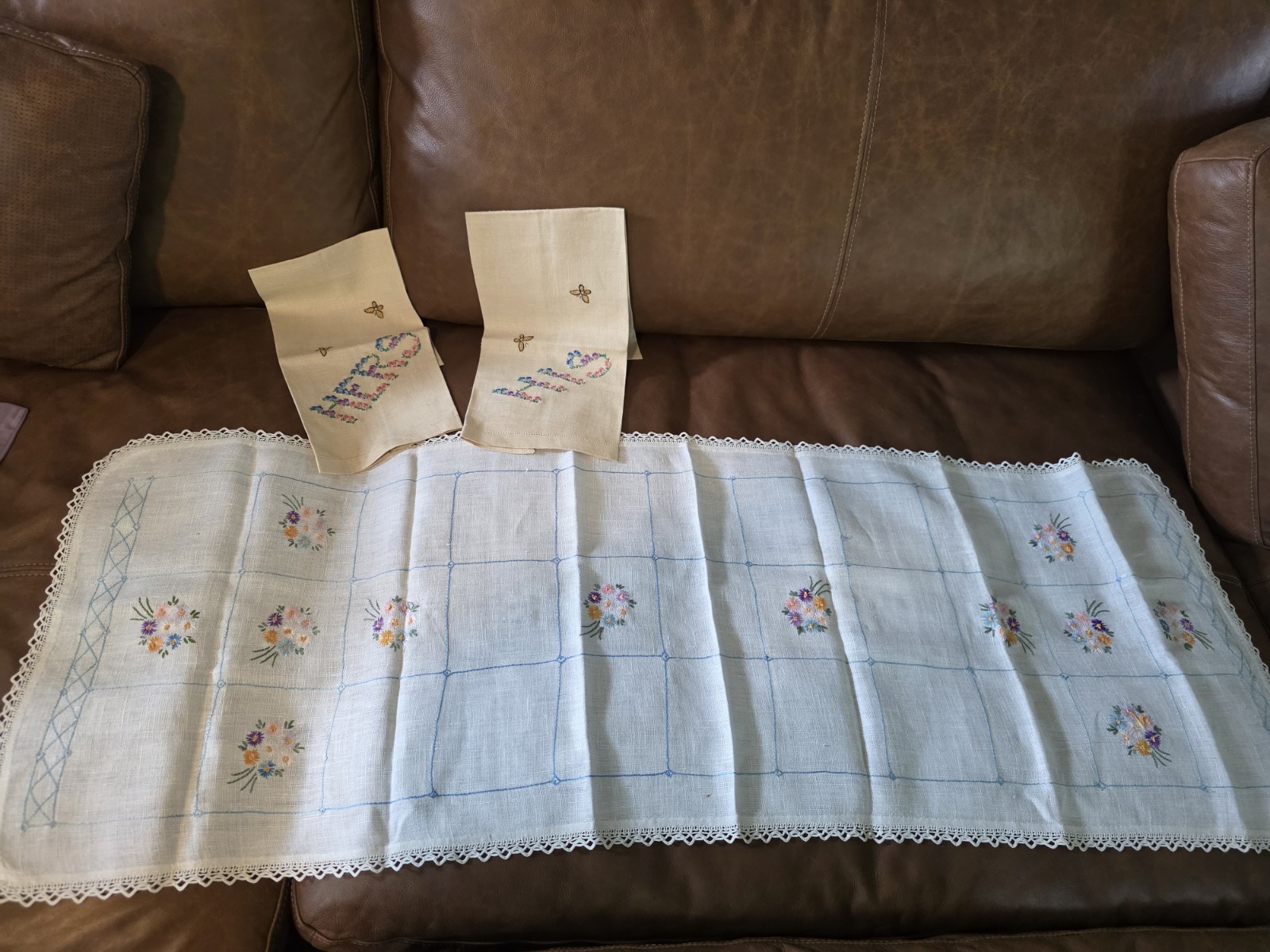 Vintage Embroidered Table Runner & 2 Embroidered Hand Towels Vintage Embroidered Table Runner & 2 Embroidered Hand Towels