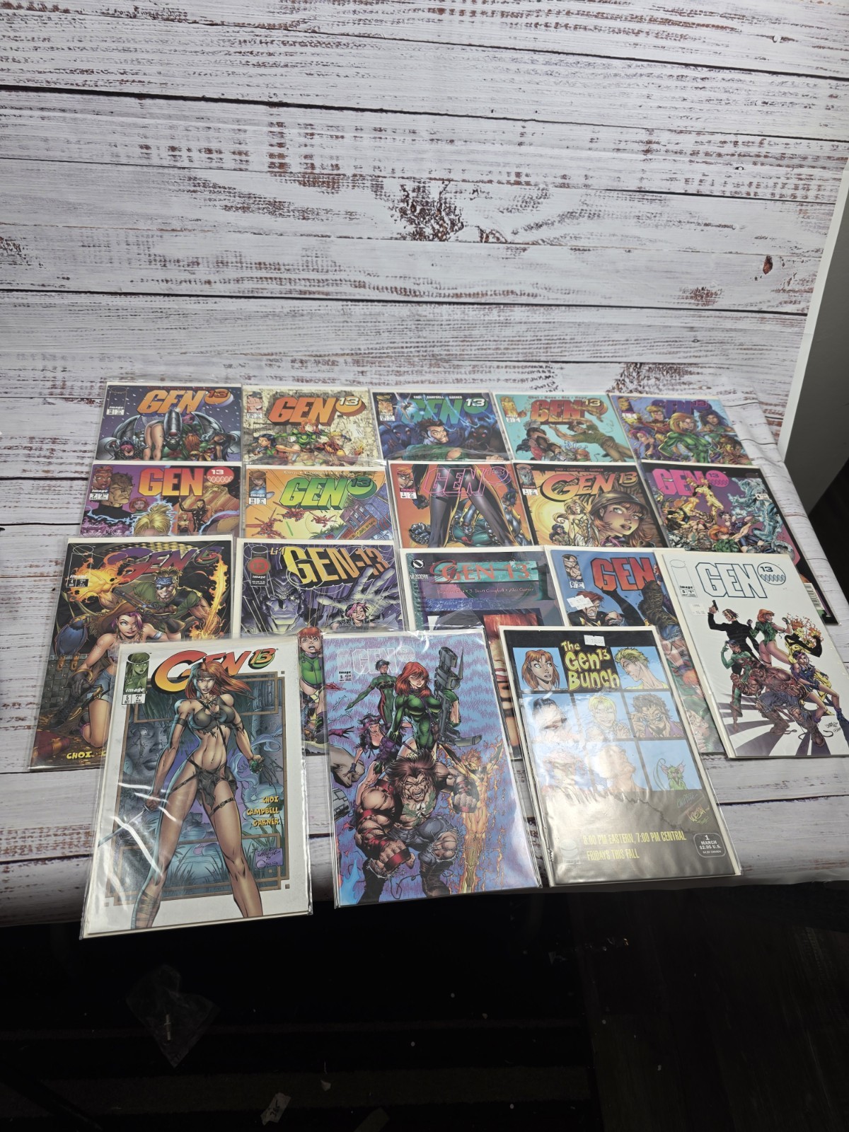Gen 13 Lot of 18 Mixed Comic Books Bagged & Boarded Gen 13 Lot of 18 Mixed Comic Books Bagged & Boarded