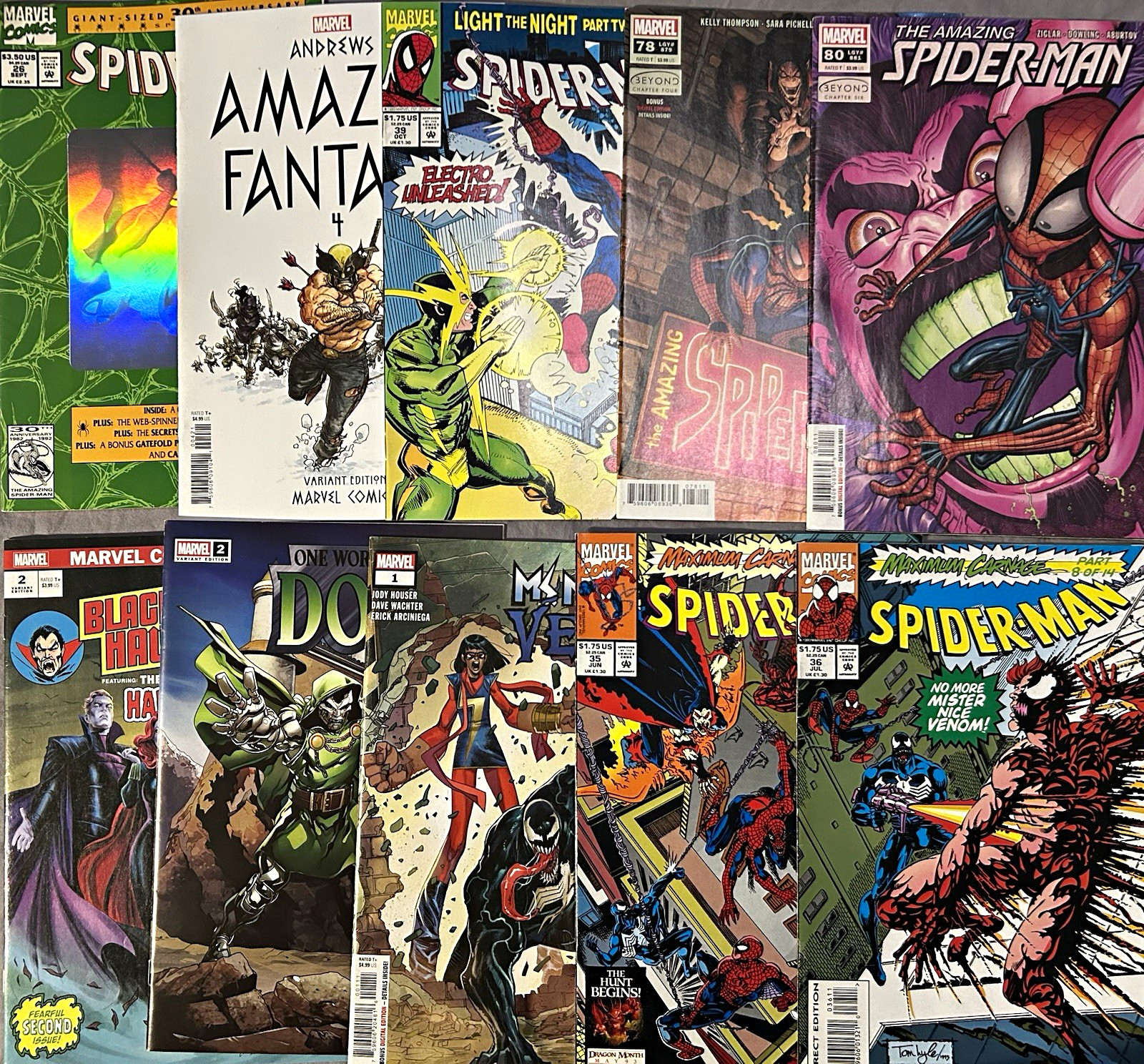 Marvel Comics Lot of 10: Spider-Man, Venom, Maximum Carnage, Doctor Doom,