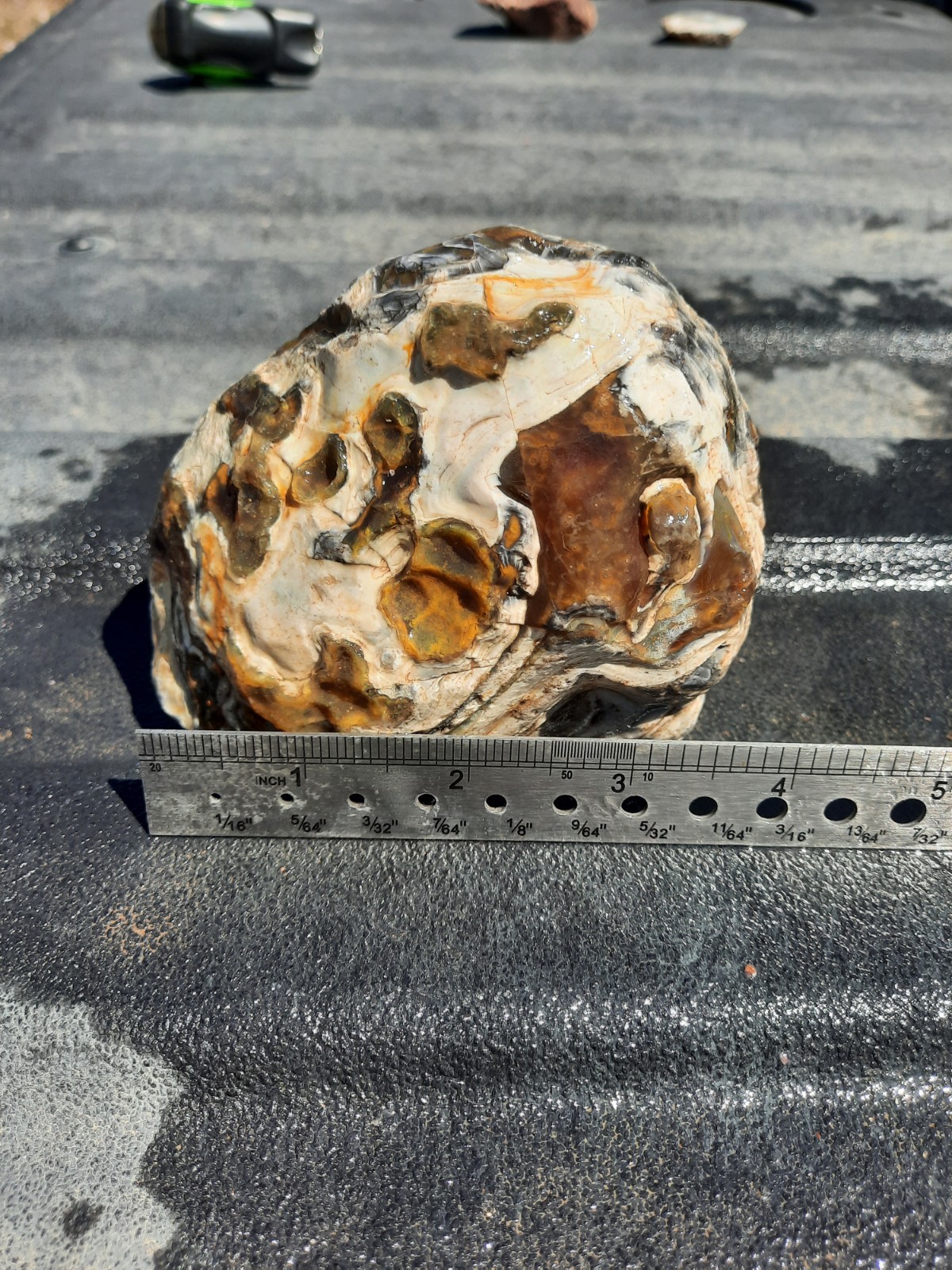 Sumatran/Indonesian Agate Rough Chunk Shy of 2Lbs. Sumatran/Indonesian Agate Rough Chunk Shy of 2Lbs.