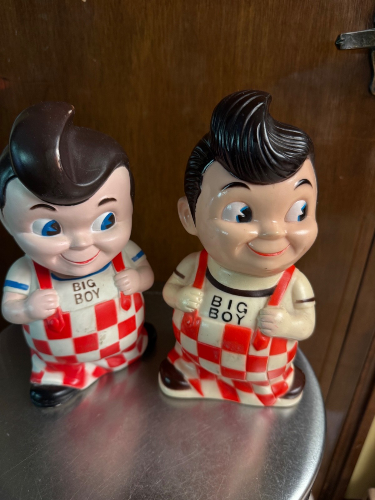 Vintage Big Boy Restaurant Banks 2 Different Hair Styles Pre-Owned Nice Shape