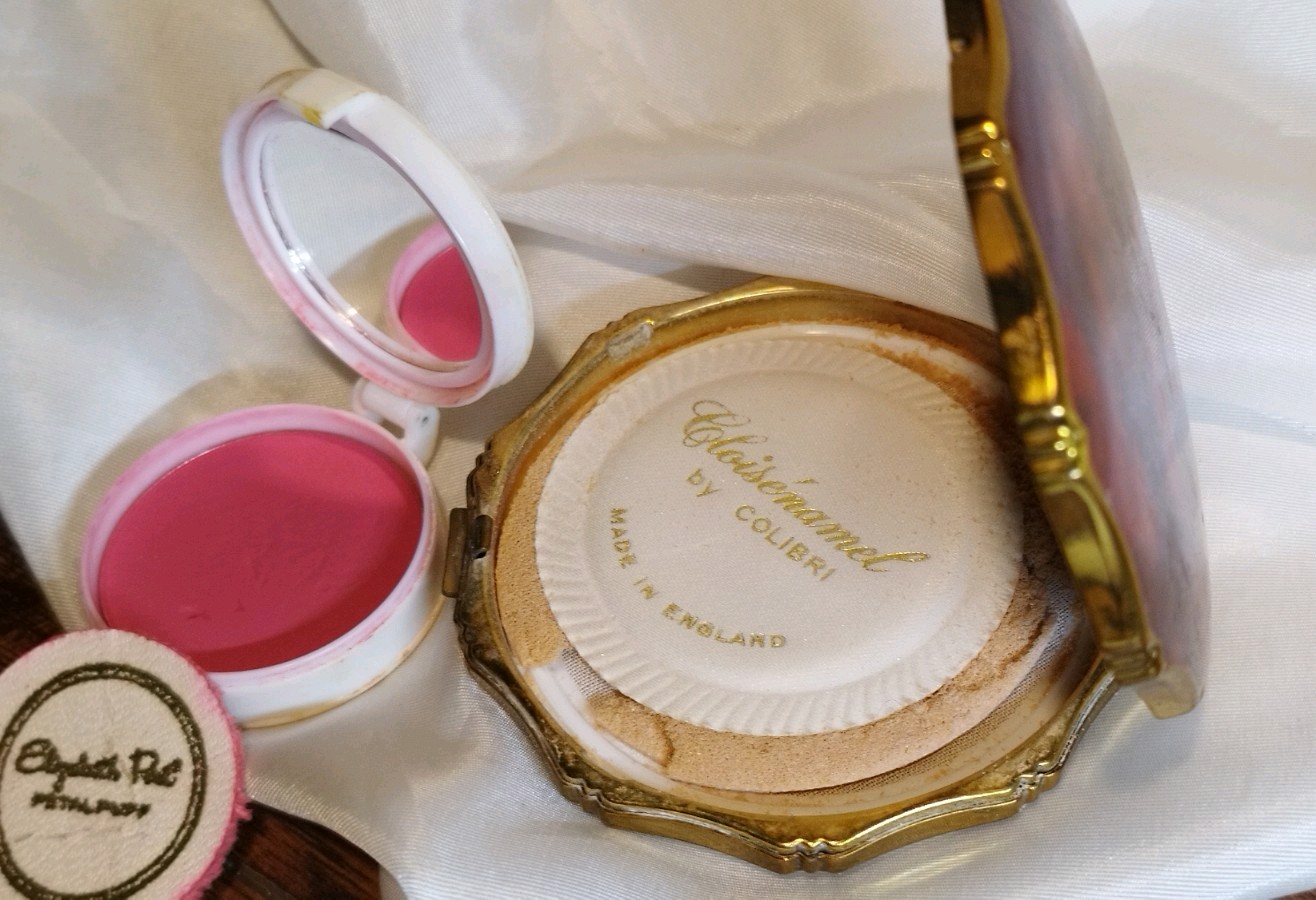 Vtg Vanity Compact Lot(2) 1940s Elizabeth Post Cake Rouge 1950s Kigu Cloisenanel