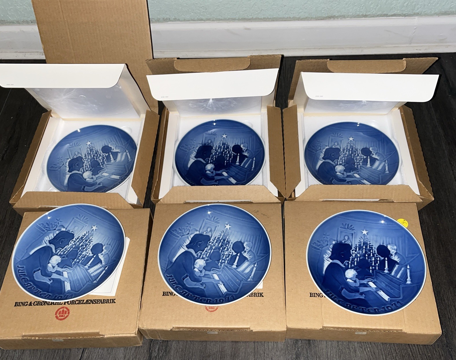 1971 Bing Grondahl Copenhagen Porcelain Christmas Plate Jule Aften Piano LOT 1971 Bing Grondahl Copenhagen Porcelain Christmas Plate Jule Aften Piano LOT
