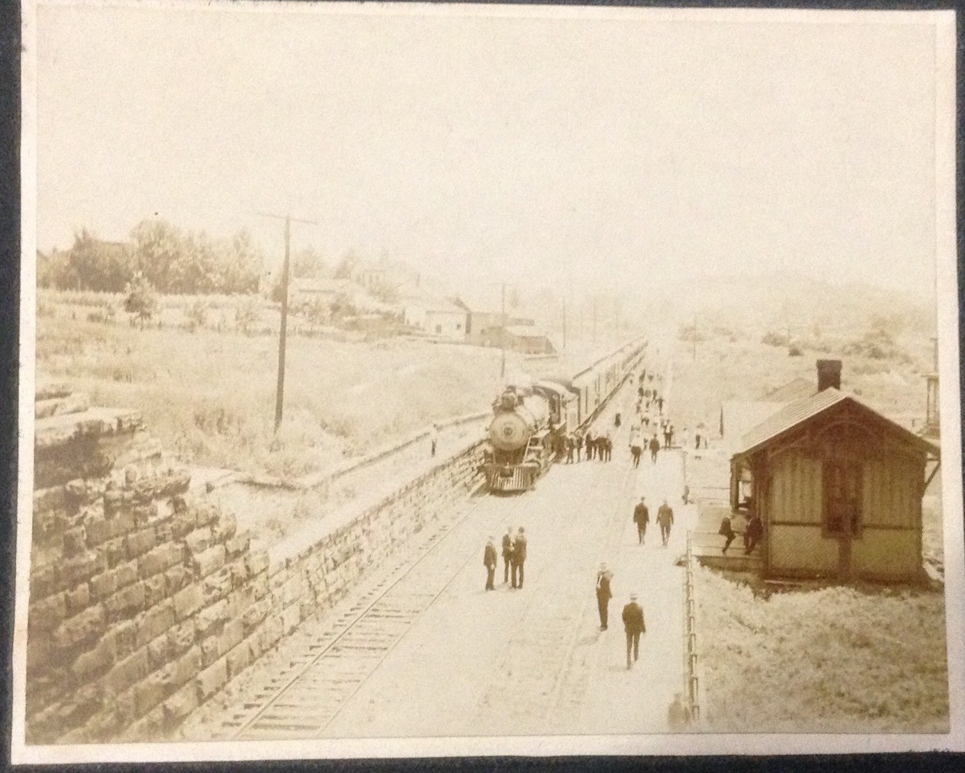 Circa 1890 Railroad Train Station Photo Bellevue Kentucky C&O 