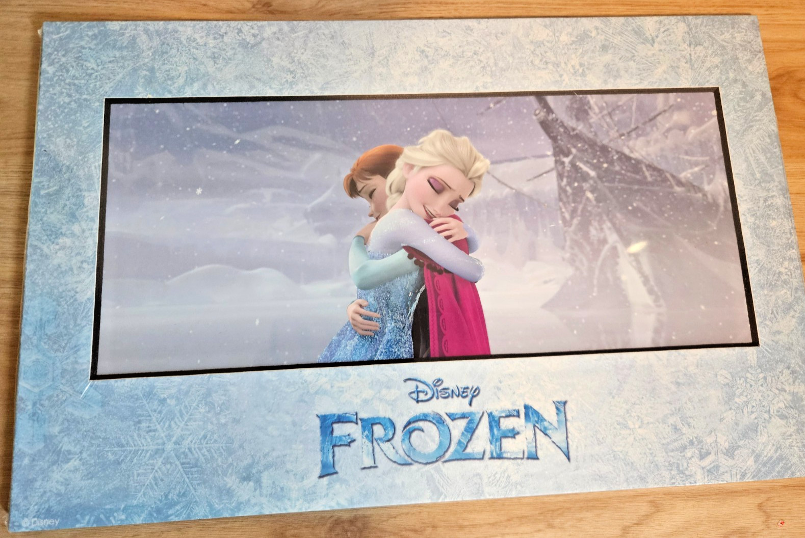 Disney Fine Art ~ FROZEN Magical Moments Lithograph 2 Pack w/ Bonus Sven Art NEW Disney Fine Art ~ FROZEN Magical Moments Lithograph 2 Pack w/ Bonus Sven Art NEW
