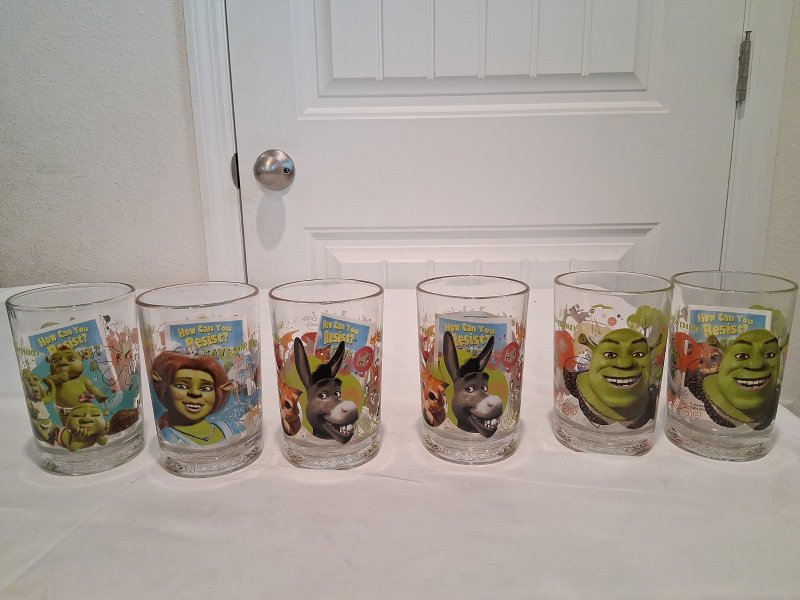 Vintage 2007 McDonald\'s Shrek The Third Glass Lot of 6 WITH ORIGINAL INSERTS