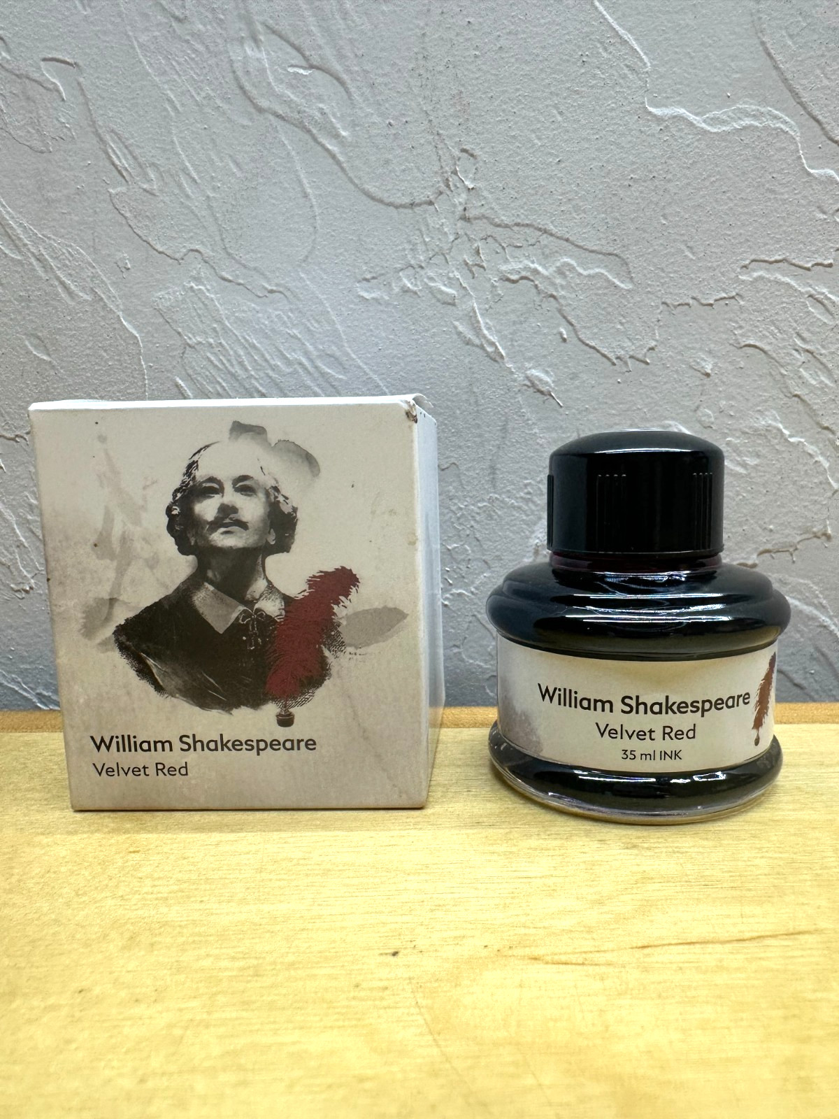 Montblanc William Shakespeare Velvet Red 35ml Ink from Estate - NOS * Read Desc.