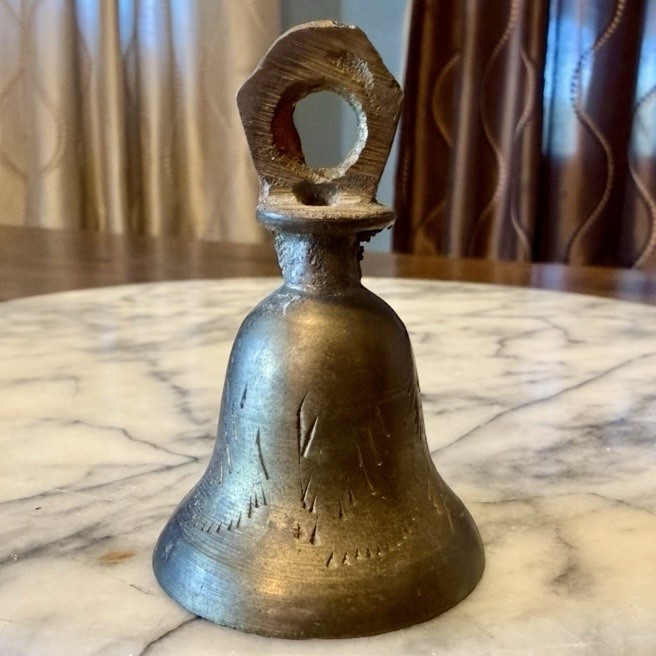 VTG 60s MCM Etched Engraved Brass Tapered Bell Clapper Bells of Sarna India 2.5”