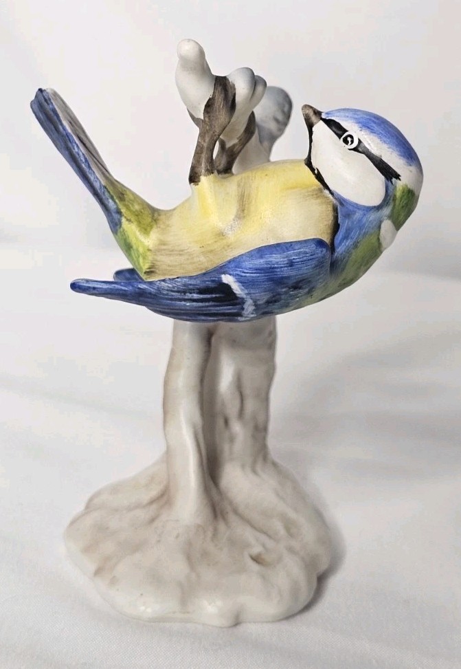 ​Goebel Blue Titmouse Bird Figurine CV64 West Germany Blaumeise Matte Finish 