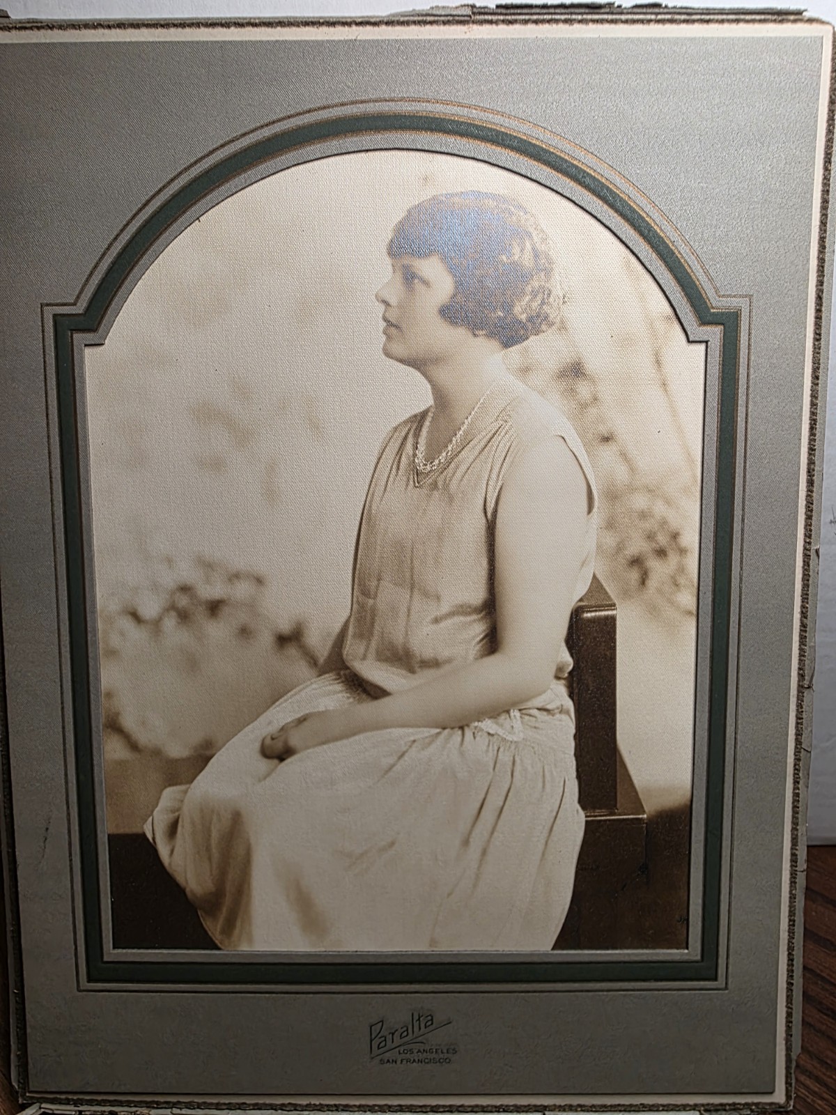 Vintage 1920s Flapper Portrait Photo Paralta Studios Framed 10x13 Antique Art Vintage 1920s Flapper Portrait Photo Paralta Studios Framed 10x13 Antique Art