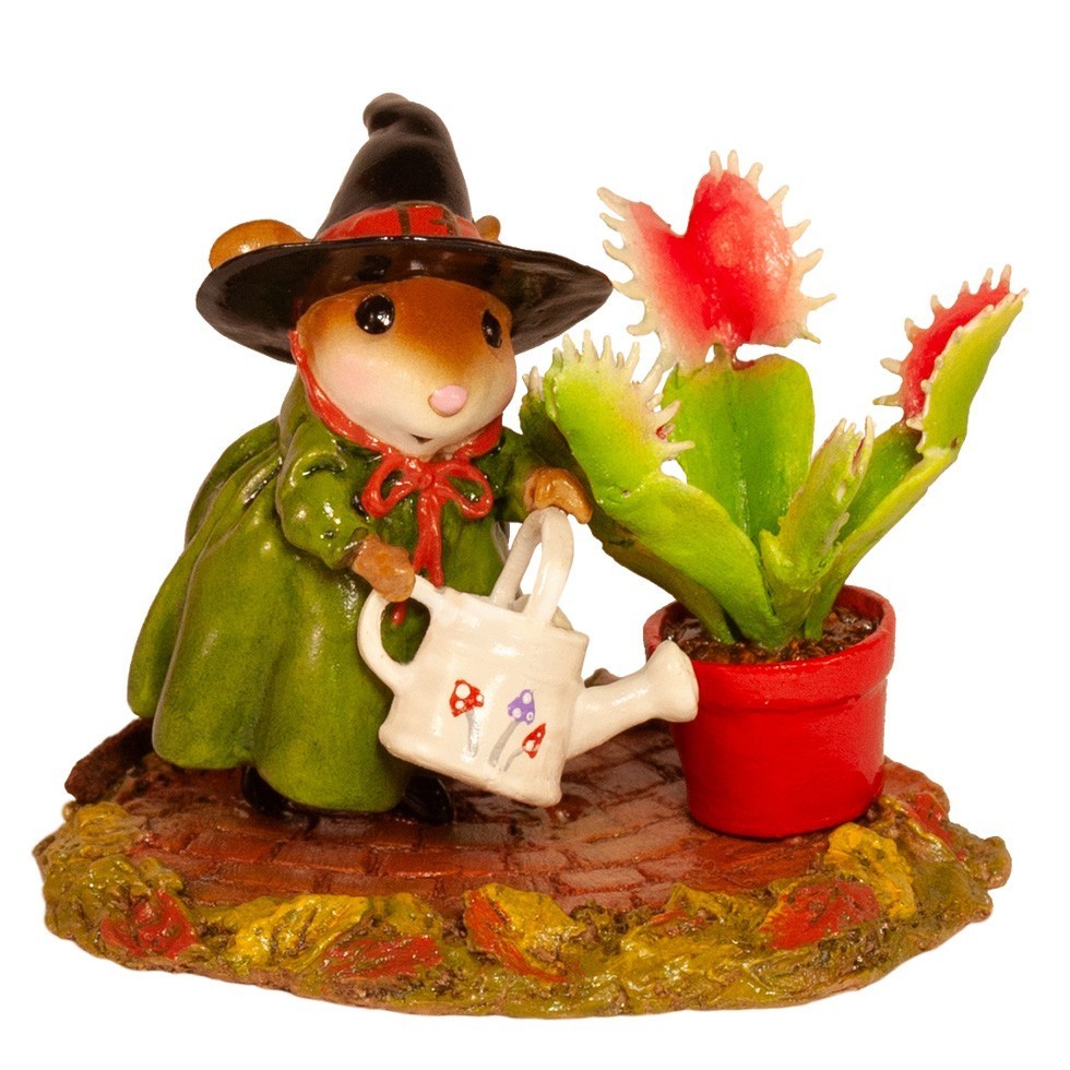Wee Forest Folk-Venus\'s Green Thumb NEW