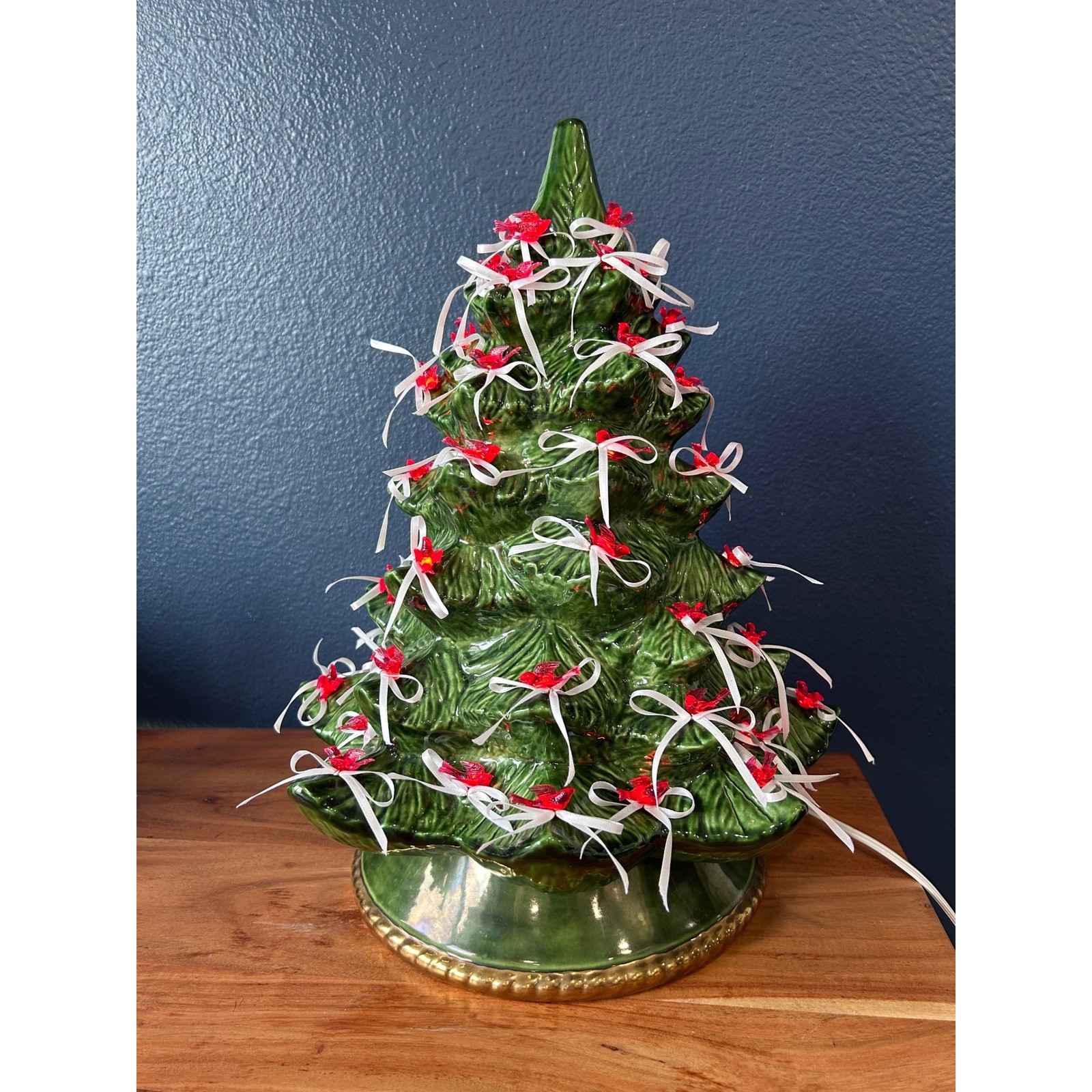 Vintage 1974 Alberta Mold Ceramic Christmas Tree Red Cardinals Green 16 Inch