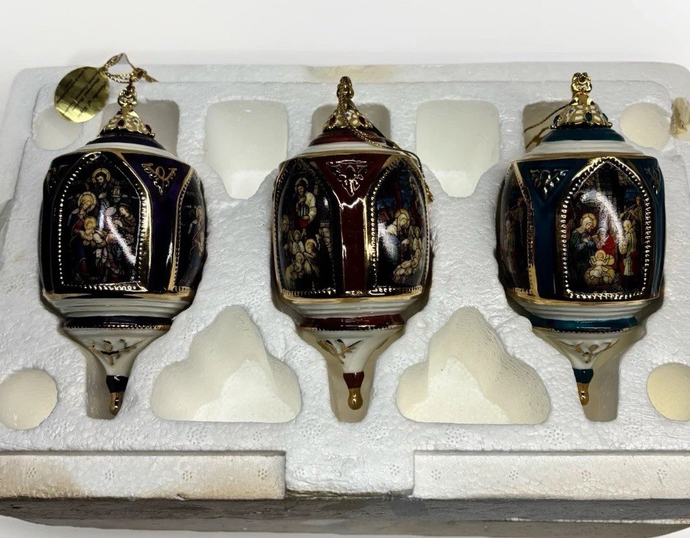 Vtg Bradford 3 Miracles of Light Nativity Peace Love Hope Porcelain Ornaments