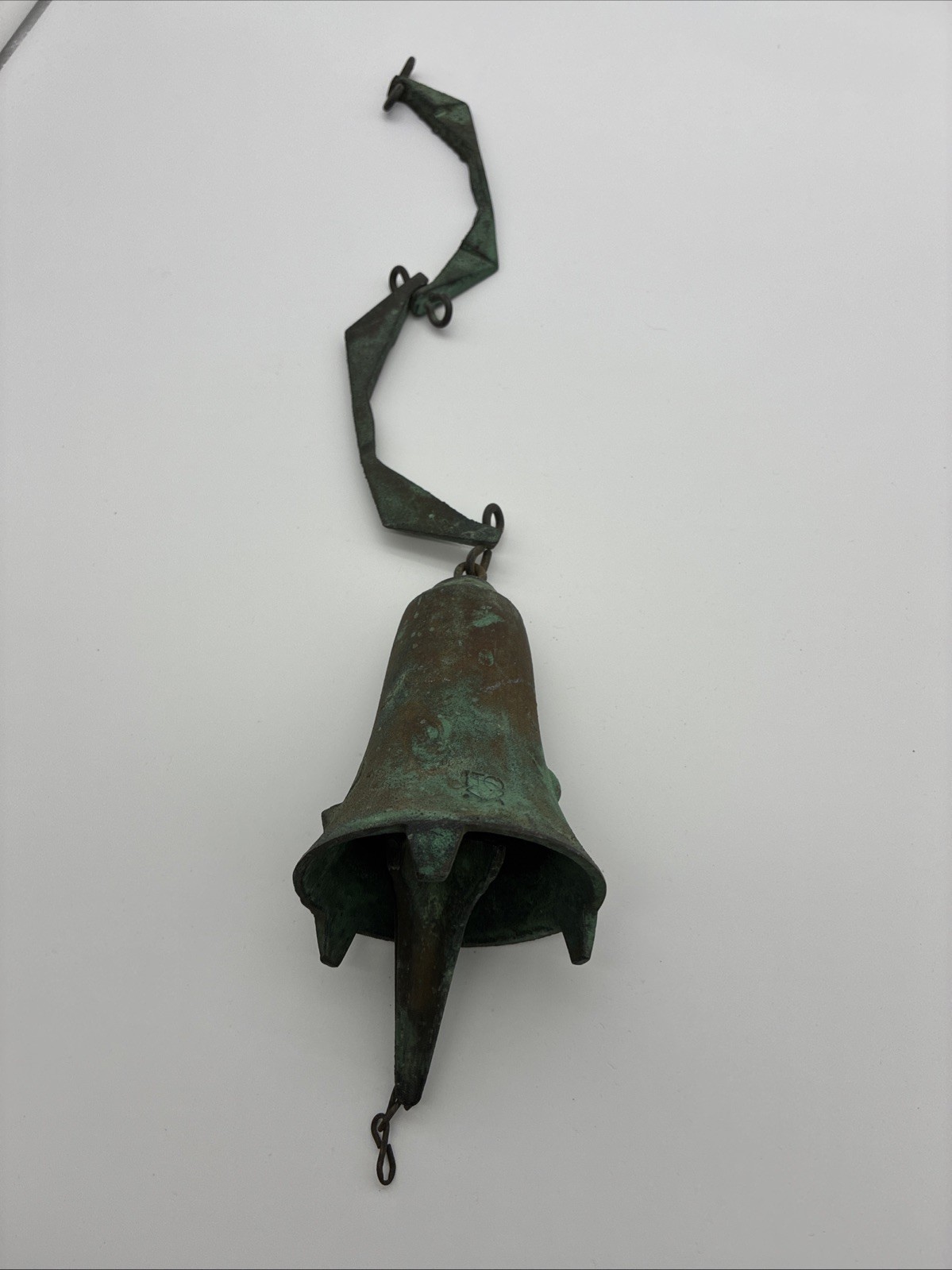 Vintage Paolo Soleri Arcosanti Bronze Wind Bell Brutalist Verdigris Patina 17in Vintage Paolo Soleri Arcosanti Bronze Wind Bell Brutalist Verdigris Patina 17in