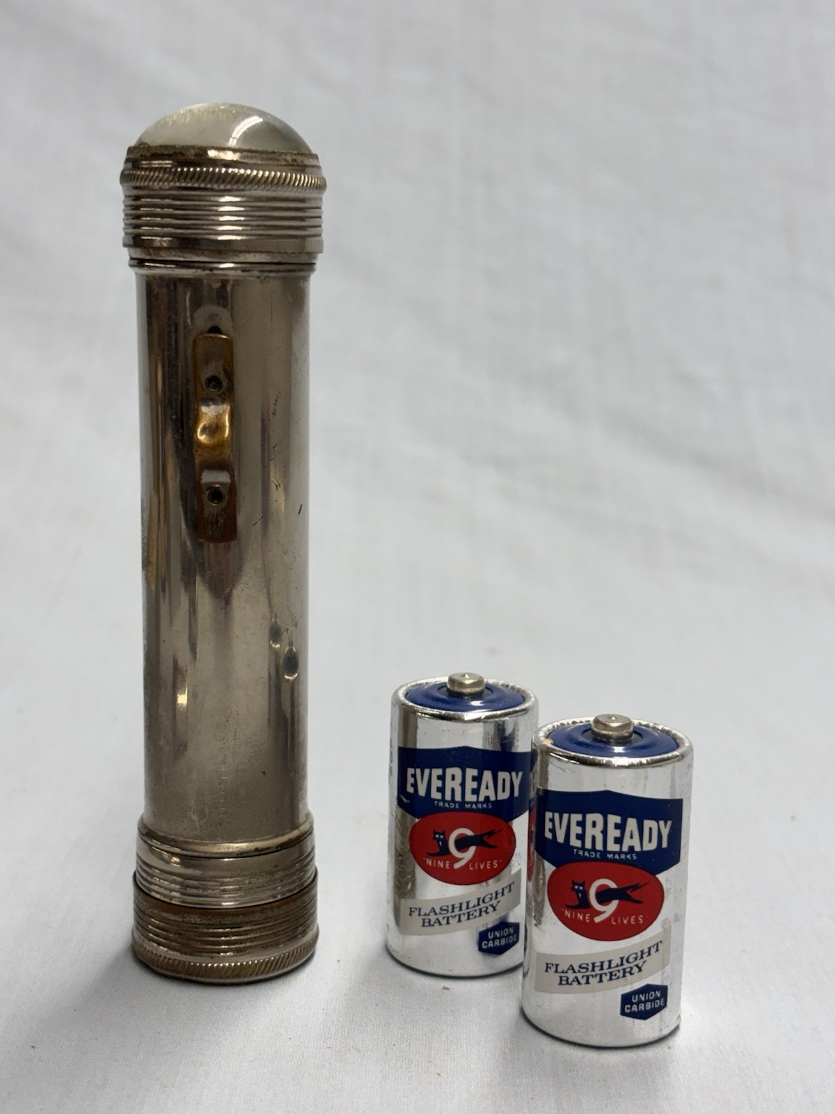 Vtg Everest Daylo Fish Eye Flashlight 5.5\ Vtg Everest Daylo Fish Eye Flashlight 5.5\