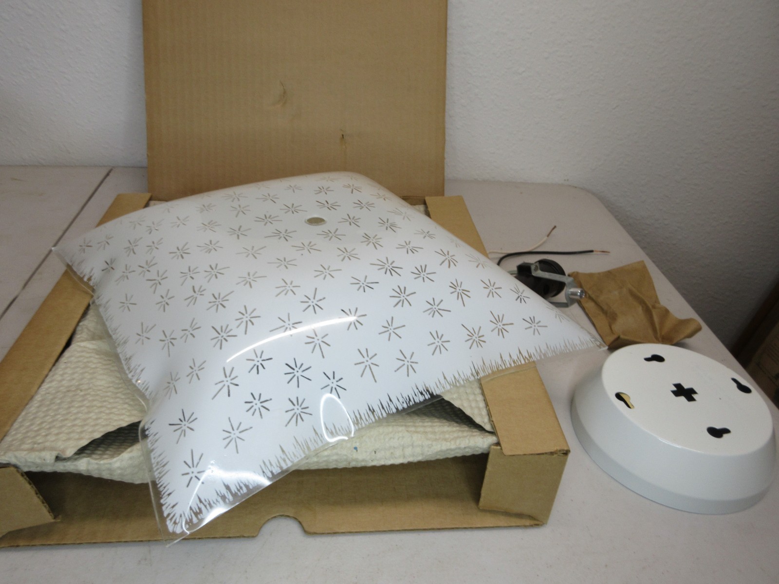 Vintage Delval Del Val Lighting - NIB Ceiling Light - MCM Atomic Starburst