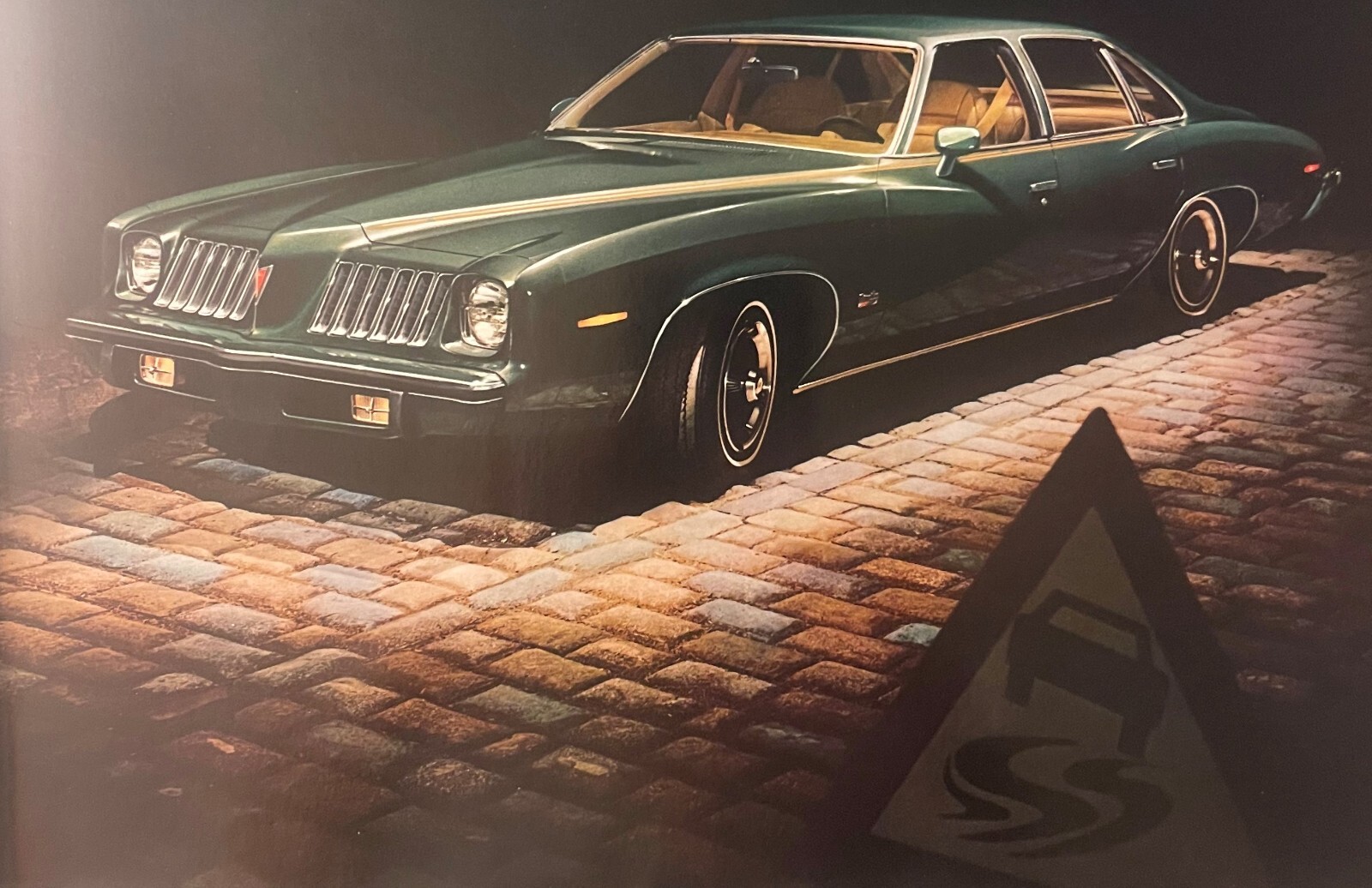 Vintage 🏁 1973-1974 Pontiac Grand Am Dealer Sales Brochure, Colonnade Sedan
