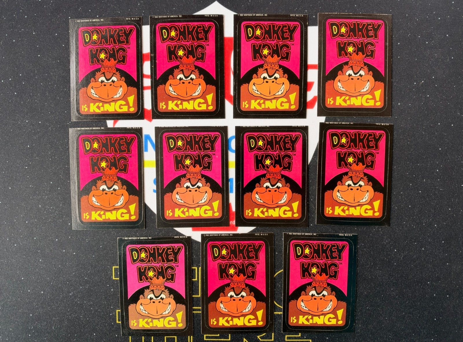 1982 Topps Donkey Kong #27 Stickers Is King Lot of 11 Cards