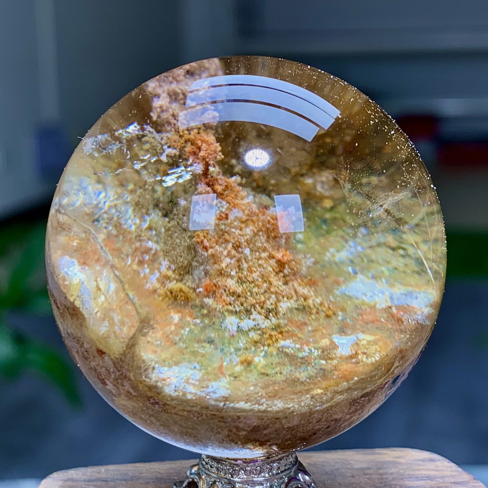 125G Natural Green Ghost Crystal Quartz Ball Crystal Sphere Mineral Specimen