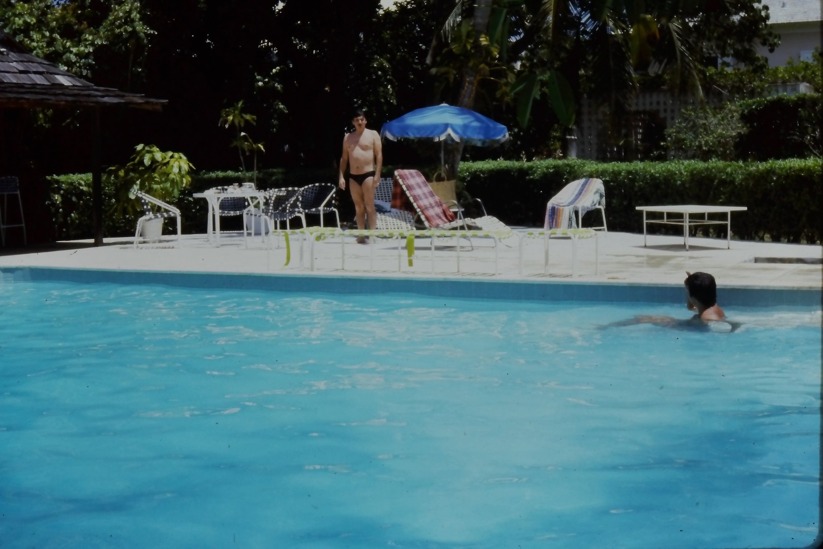 c1970's 35mm Slide, People by Pool, Blue Umbrella Resort swimming green Man