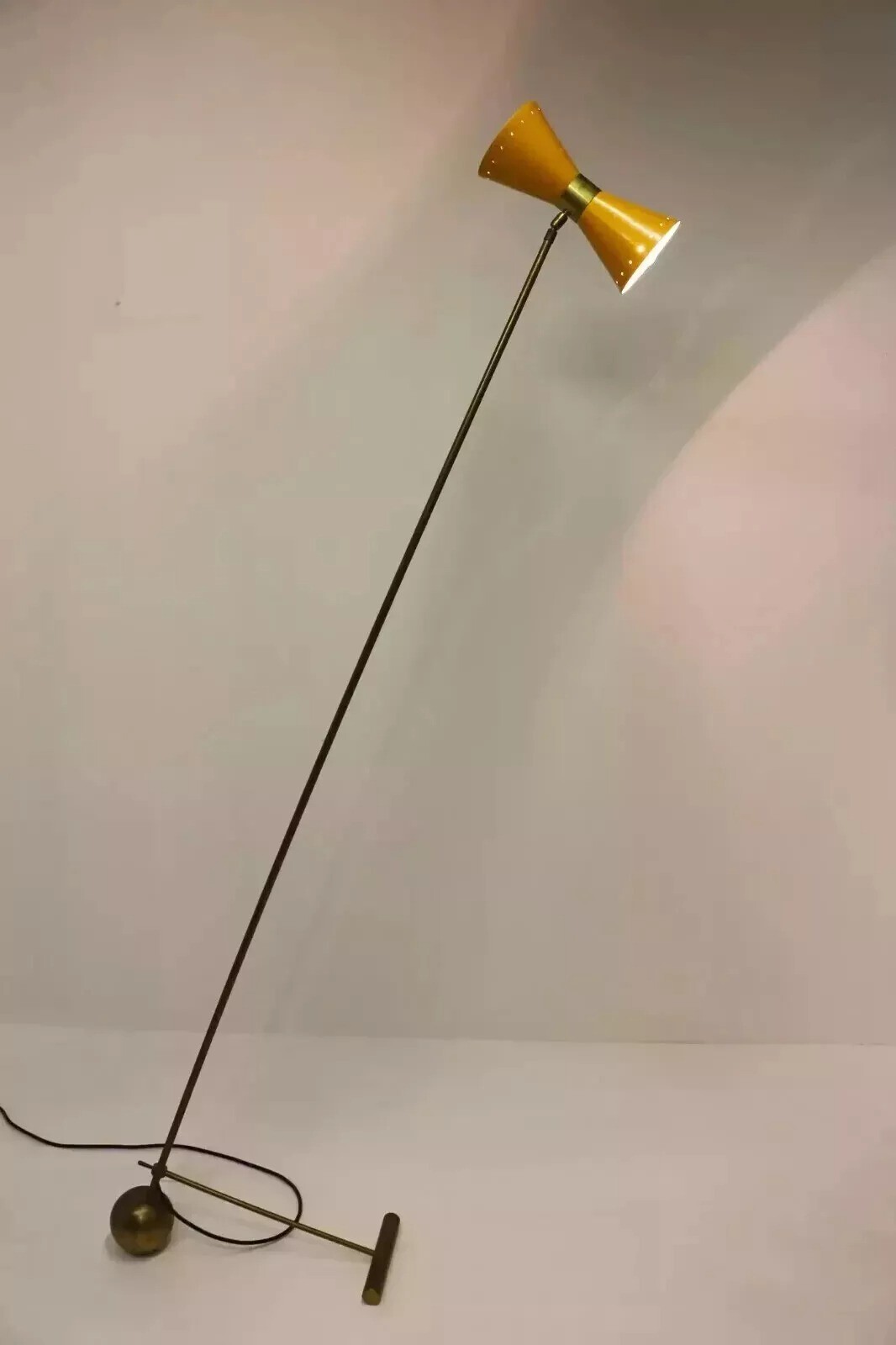 Vintage Italian Design Floor Lamp Brass Yellow Diabolo 1950 Midcentury Stilnovo