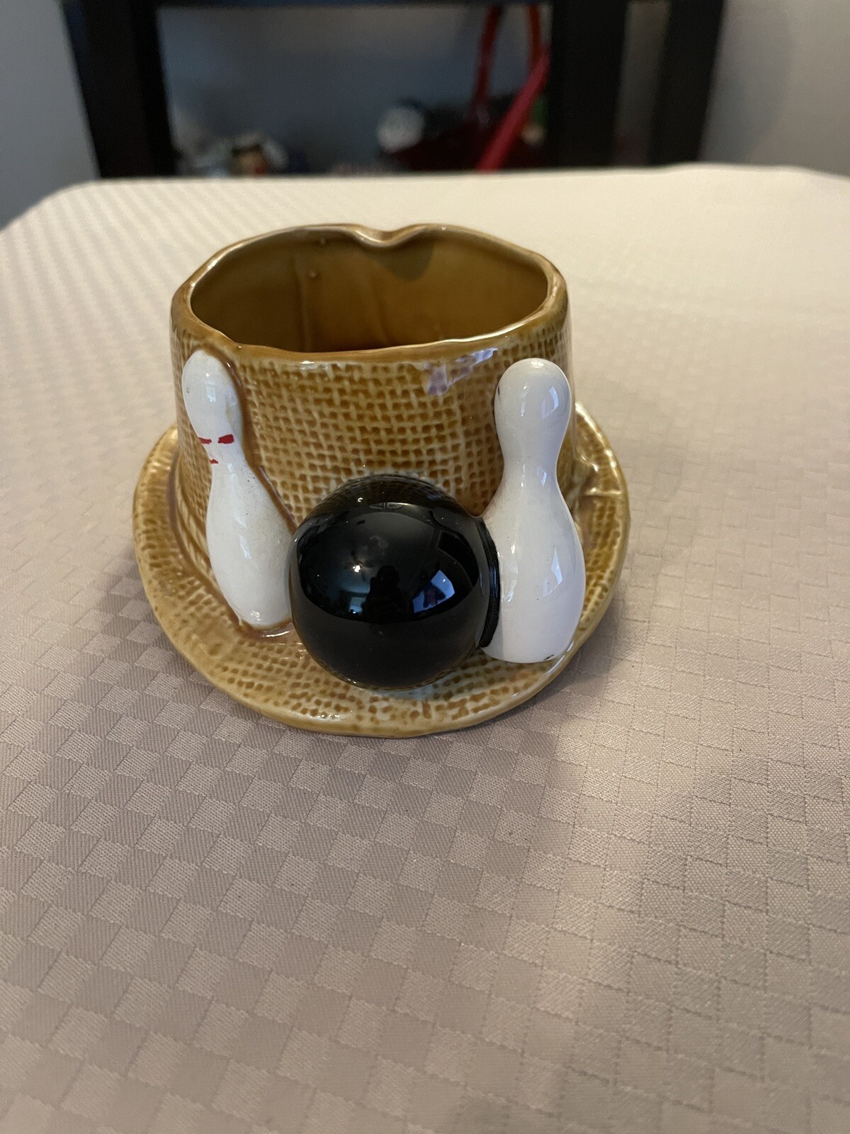 Vintage Ceramic Ashtray Straw Hat Bowling Ball & Two Pins Lefton Japan H6681