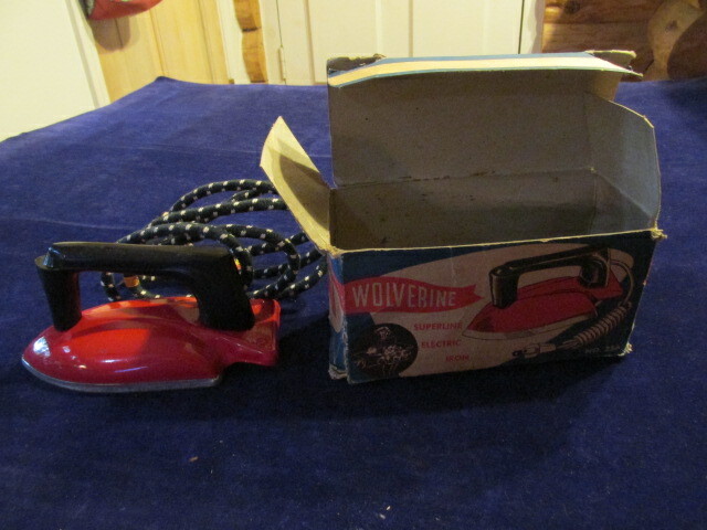 Vintage Wolverine Electric Iron No 25A Superfine Working Toy Play w/ BOX A38 Vintage Wolverine Electric Iron No 25A Superfine Working Toy Play w/ BOX A38