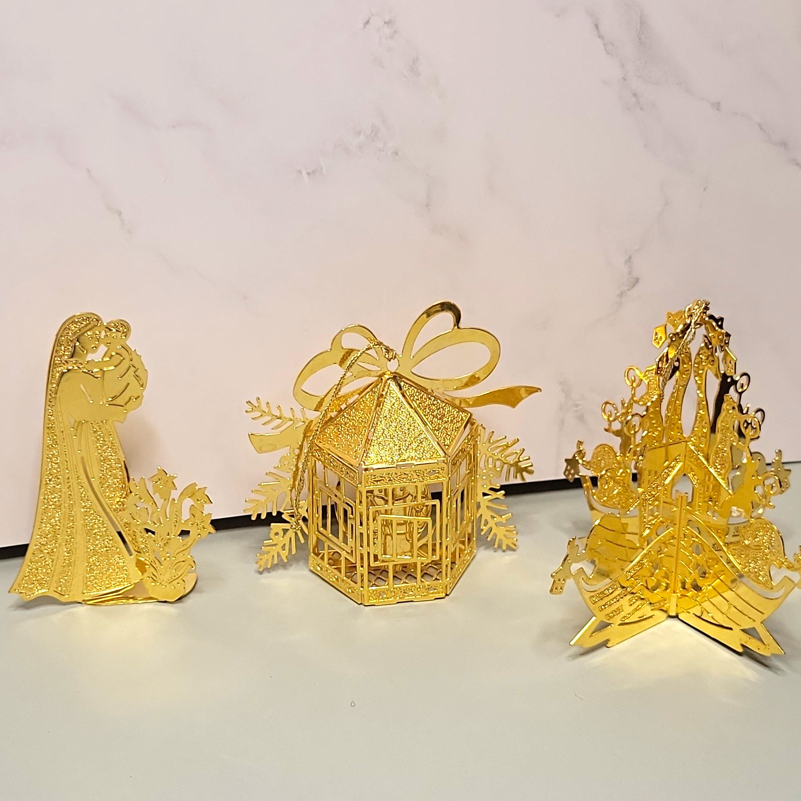 Vintage 1988 Danbury Mint Gold Christmas Ornament Collection – Lot of 3.