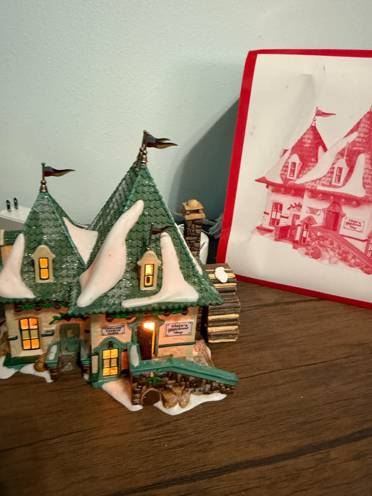 Dept 56 North Pole Series Elsie's Gingerbread Smoking Chimney 52620 1998 Retired Dept 56 North Pole Series Elsie's Gingerbread Smoking Chimney 52620 1998 Retired