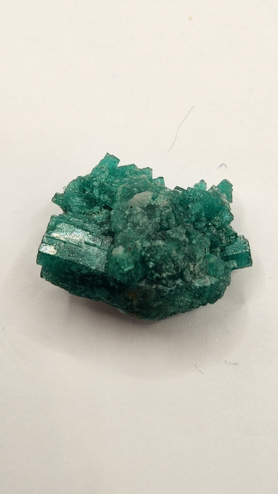 Especimen de Esmeralda Colombiana, Muzo, Terminacion, Macla, 47,26 cts, Natural