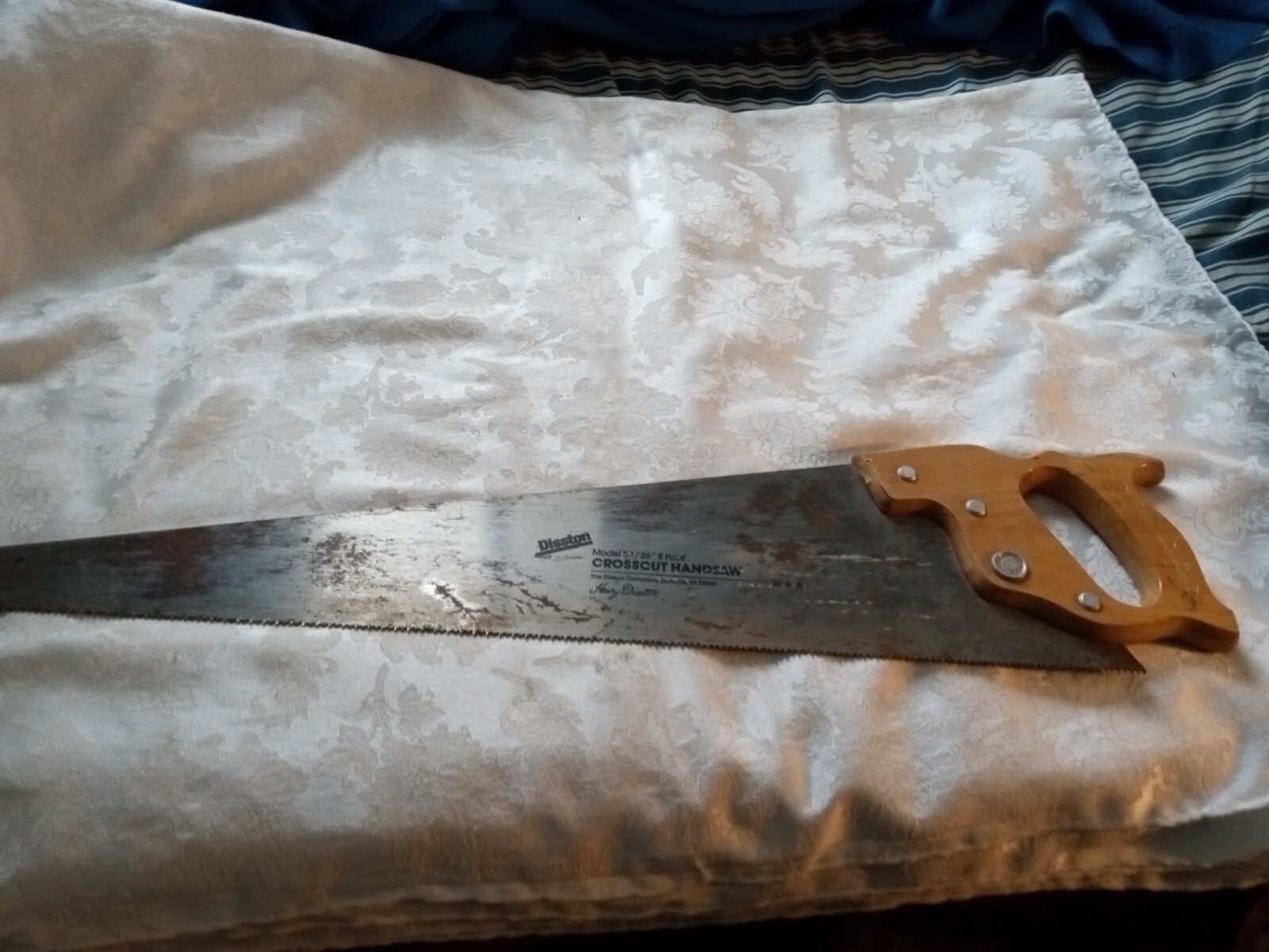 VINTAGE DISSTON HAND SAW S-1, 7 TPI point Crosscut Handsaw  26” Blade 8 Point