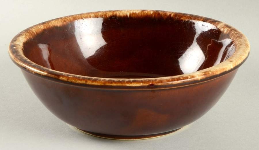 Hull Brown Drip  Cereal Bowl 2613971