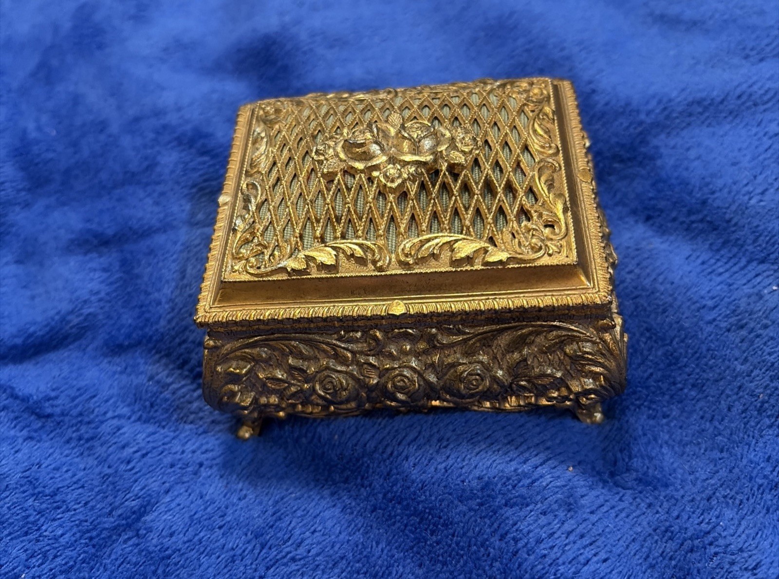 3”Vintage Brass Filigree Roses Footed Trinket Box Red Velvet Lined Made in Japan