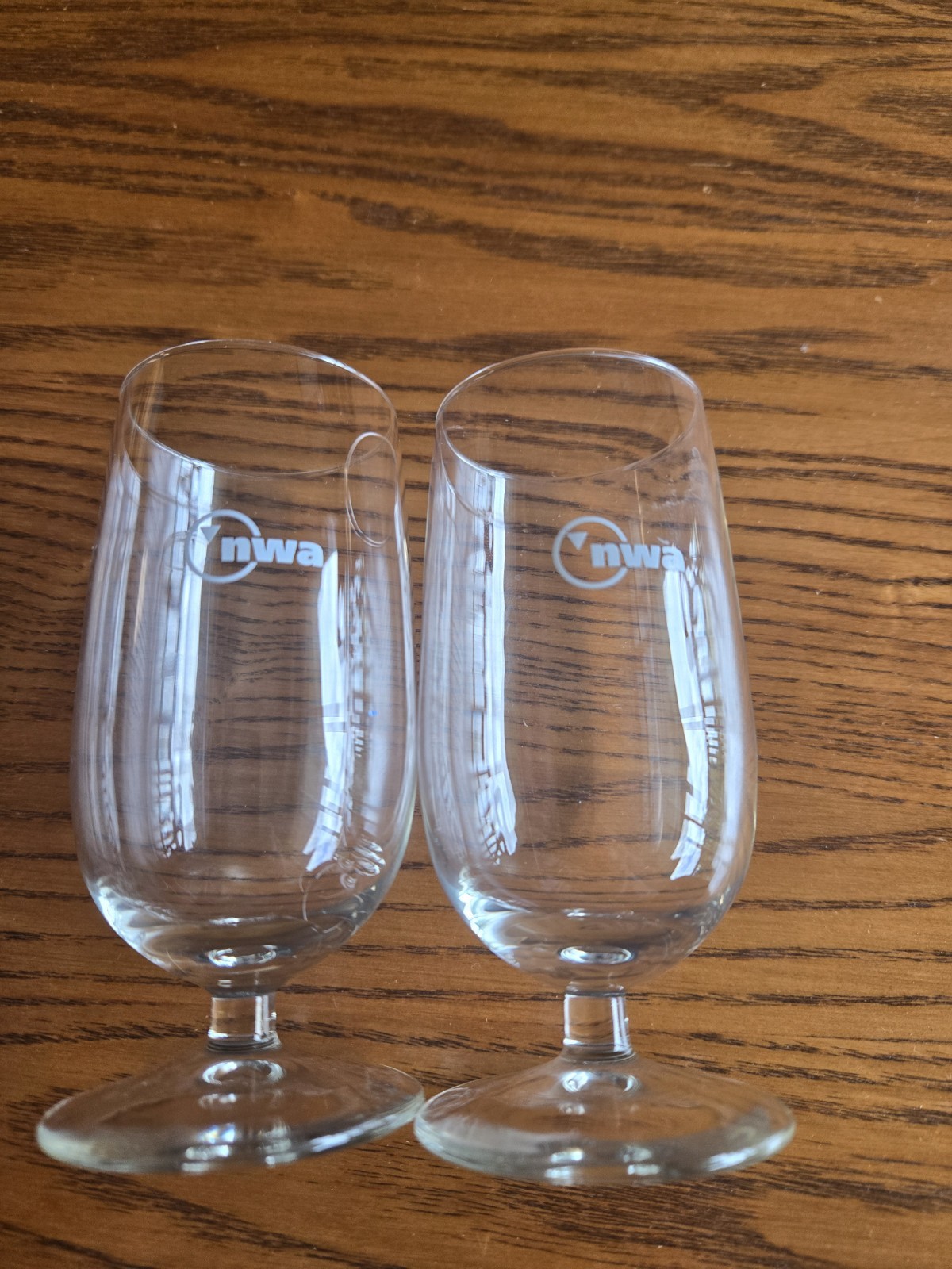 (2) Northwest Airlines vintage Wine Glasses NWA logo