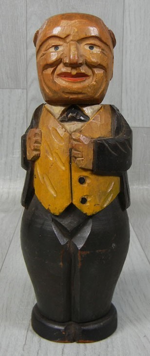 Vintage Carved Wood Anri-Like Valet Butler Man Figure Clothing Lint Brush 