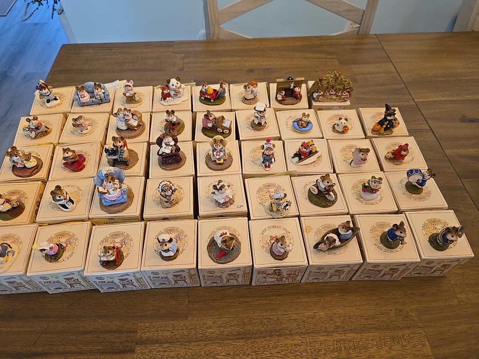 LARGE VINTAGE WEE FOREST FOLK COLLECTION – 44 FIGURES & SCENES LARGE VINTAGE WEE FOREST FOLK COLLECTION – 44 FIGURES & SCENES