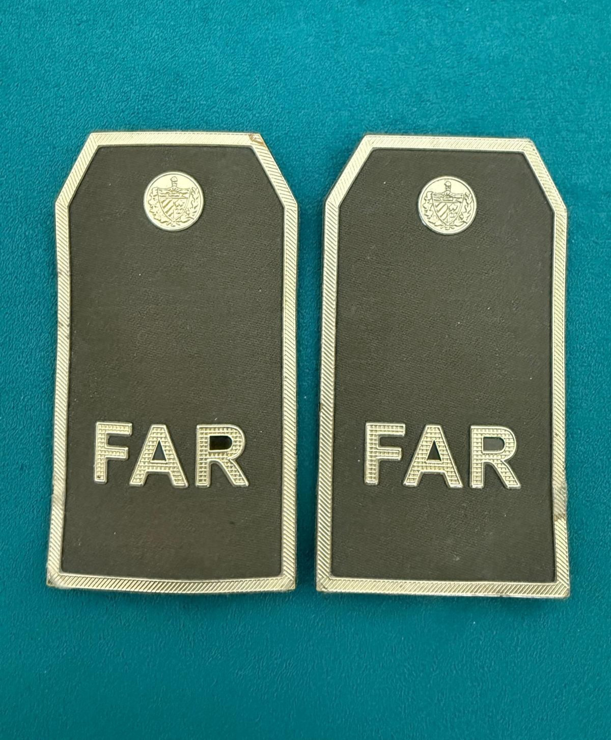 Cuba Cuban FAR Military Rank Insignia Badges Revolution Military Collectible