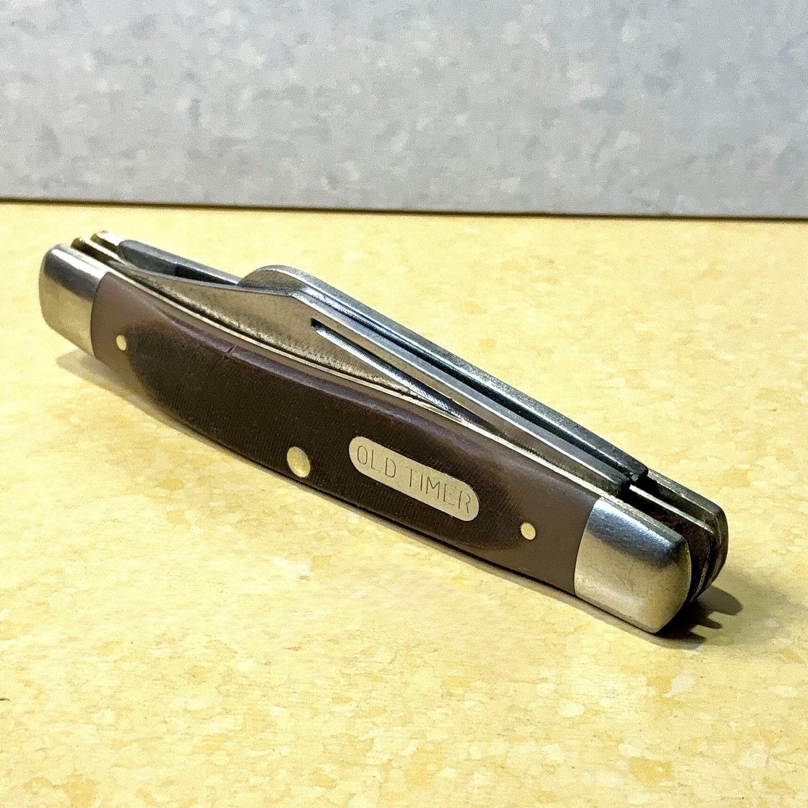 Vintage Schrade USA 8OT Old Timer 3-Blade Stockman Folding Pocket Knife Brown