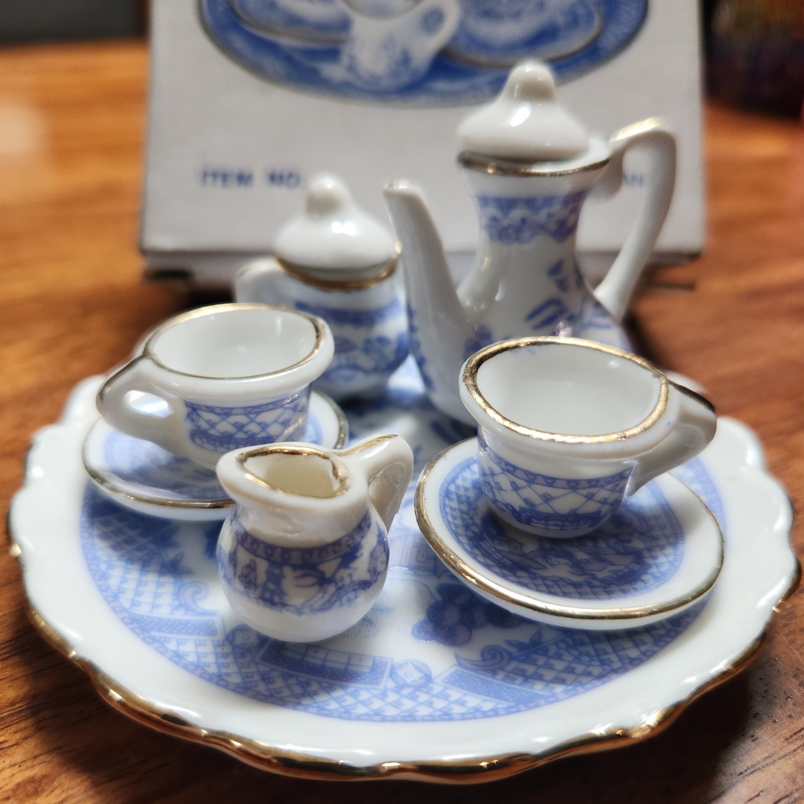 Vintage Blue Willow MINI Tea Set Pot 2 Cups and Saucers Sugar Creamer  With Lids