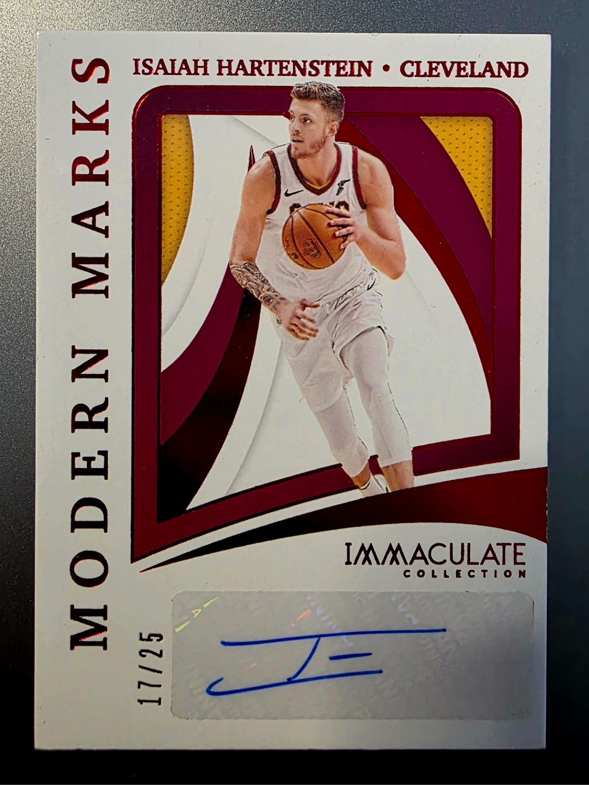 Isaiah Hartenstein 2020-21 Panini Immaculate NBA Modern Marks Auto #MM-IHA /25