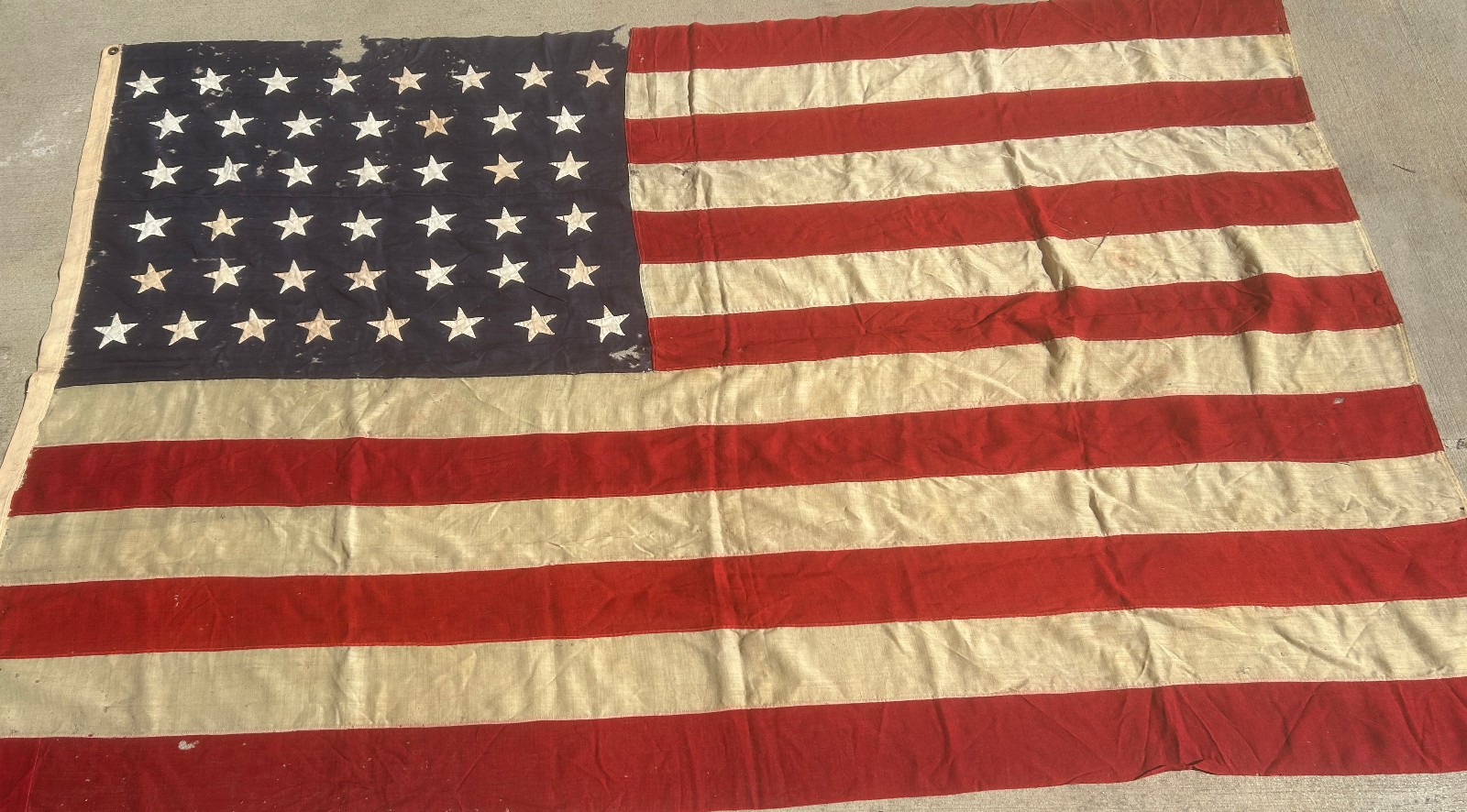 Very Rare Piece of History  -   44 Star American Flag -  67