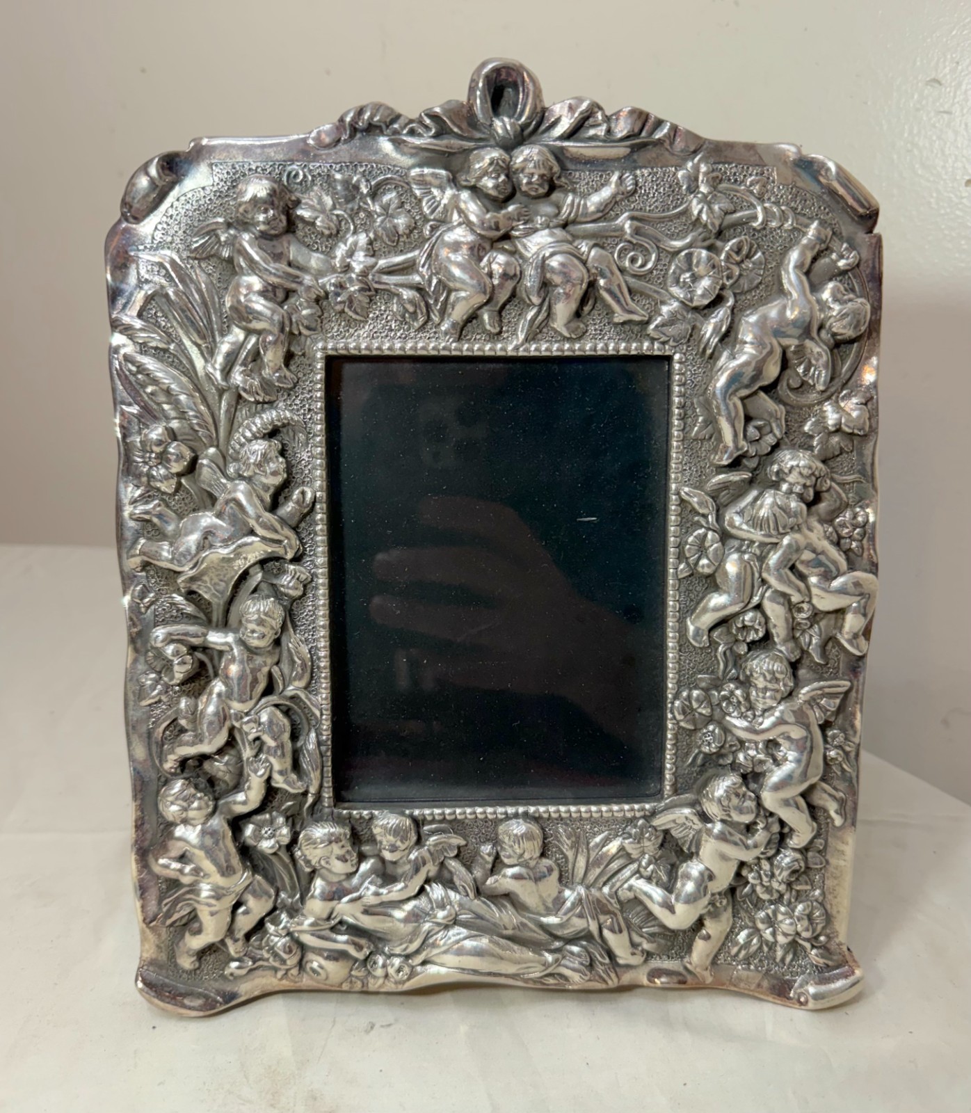 Vintage ornate sterling silver 925 figural cherub putti picture photograph frame Vintage ornate sterling silver 925 figural cherub putti picture photograph frame