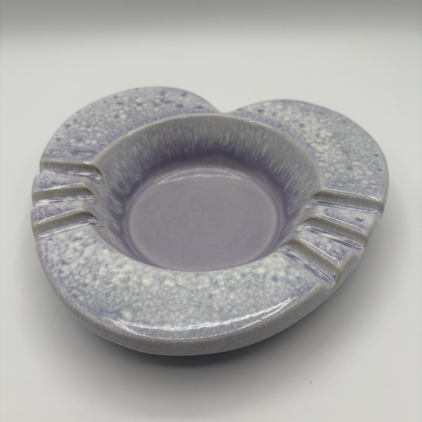 Vintage Hull USA 18 Heart Shaped Ceramic Ashtray Lavender Purple Drip Glaze Vintage Hull USA 18 Heart Shaped Ceramic Ashtray Lavender Purple Drip Glaze