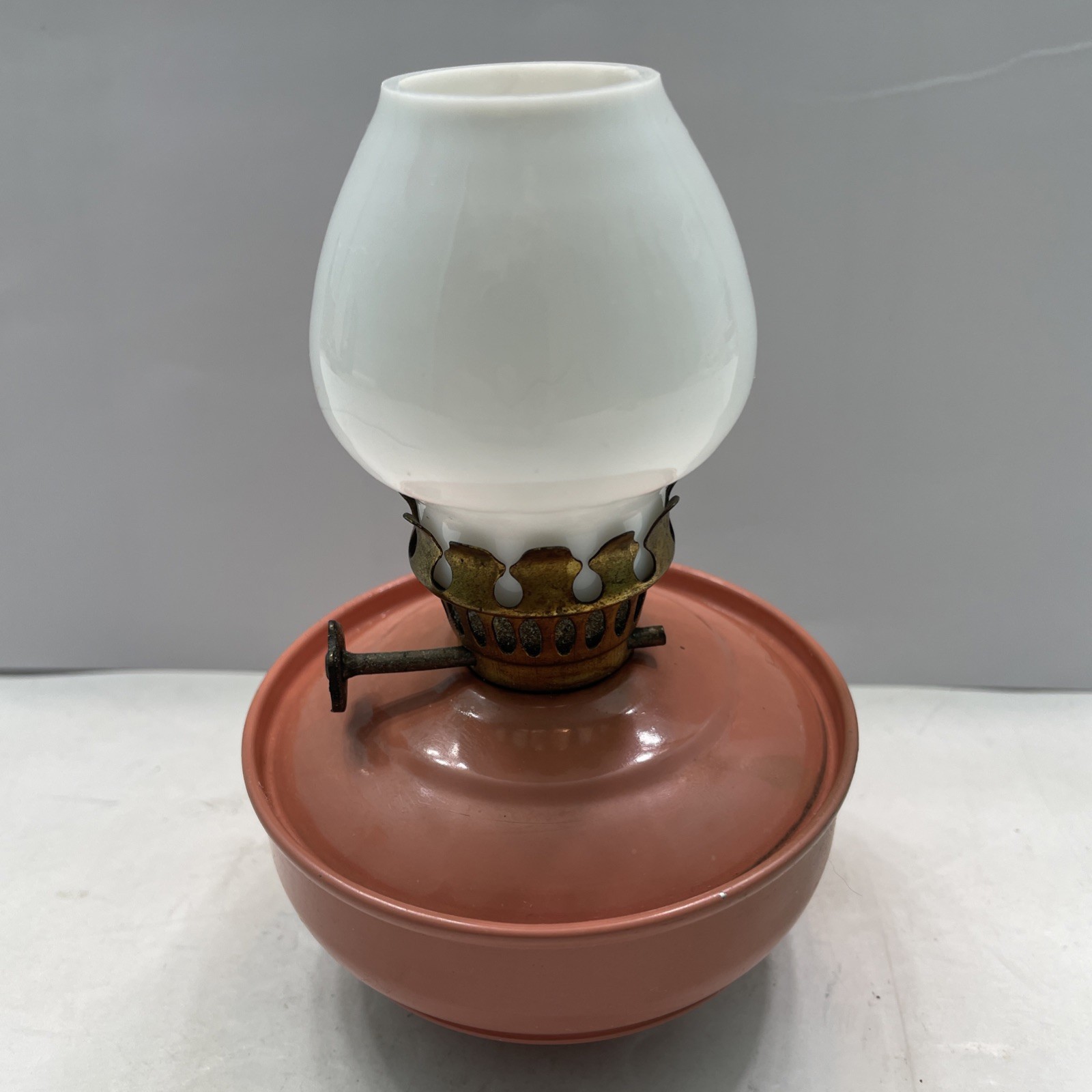 VINTAGE Mini KELLY Pink PIXIE WEIGHTED NURSERY OIL LAMP Made In England