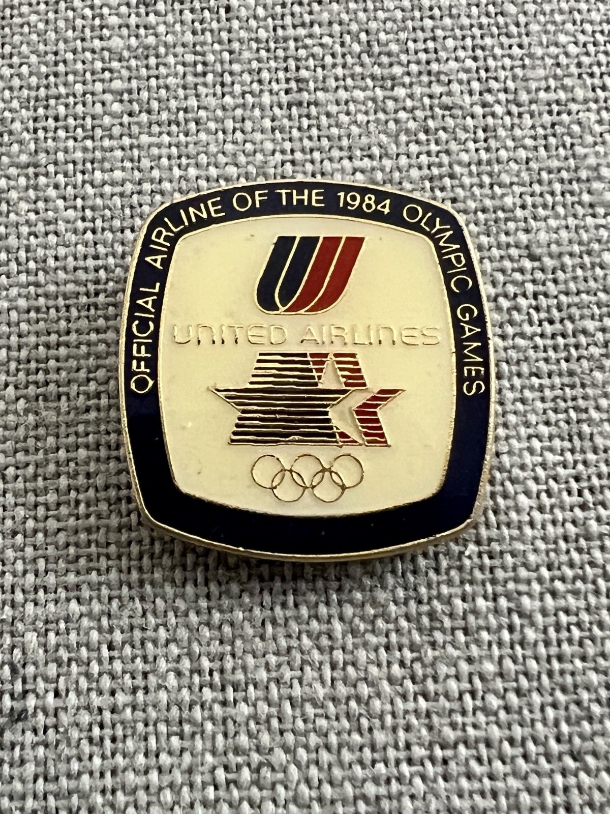 Vintage United Airlines Official Airline Of The 1984 Olympic Games 3/4” Pin