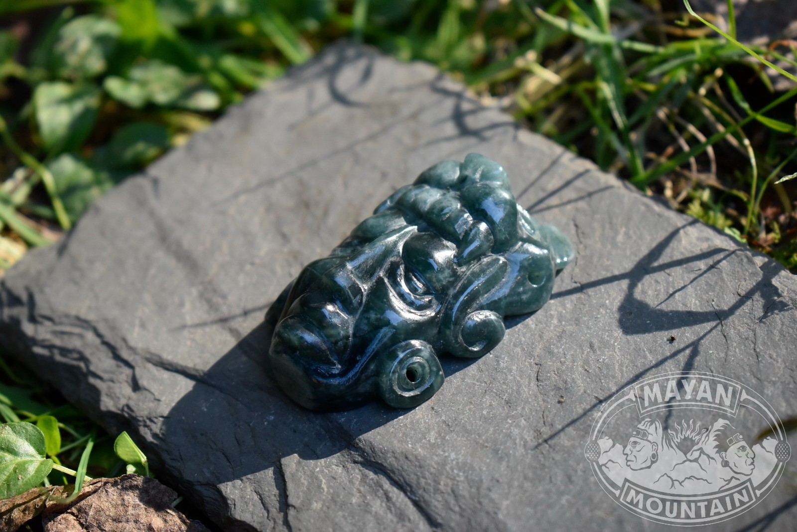 MAYAN BURIAL MASK JAGUAR WARRIOR MAYA FACE JADEITE JADE NECKLACE PENDANT